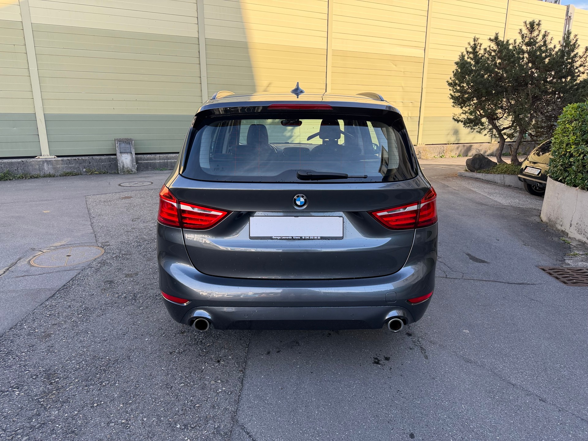 BMW 218d xDrive Gran Tourer Steptronic M Sport-image-3