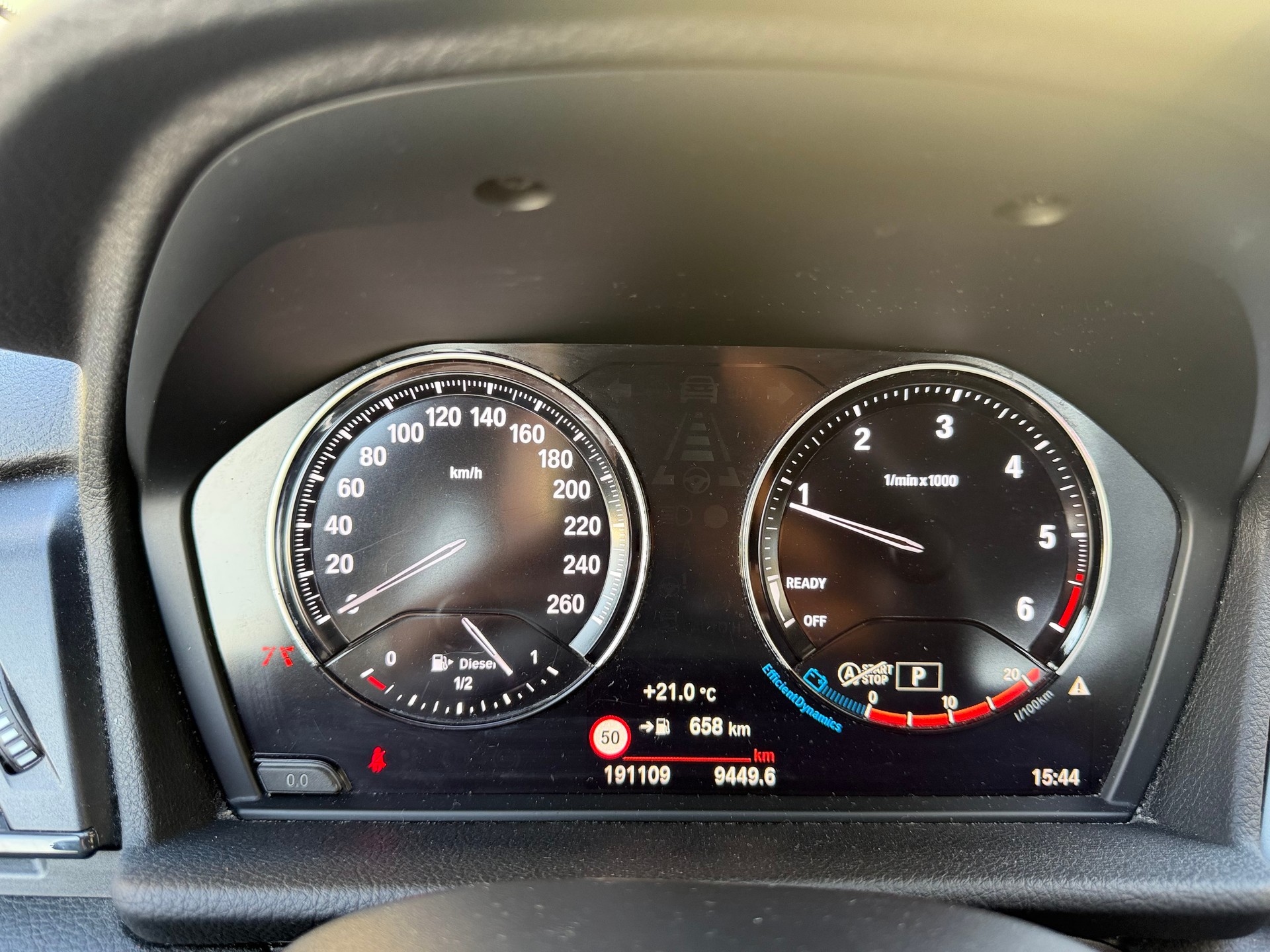 BMW 218d xDrive Gran Tourer Steptronic M Sport-image-15