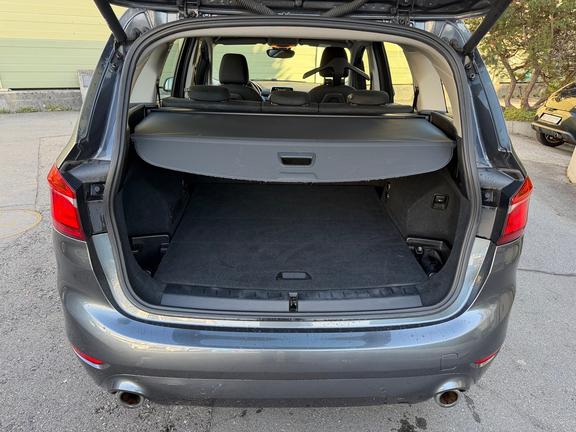 BMW 218d xDrive Gran Tourer Steptronic M Sport-image-8