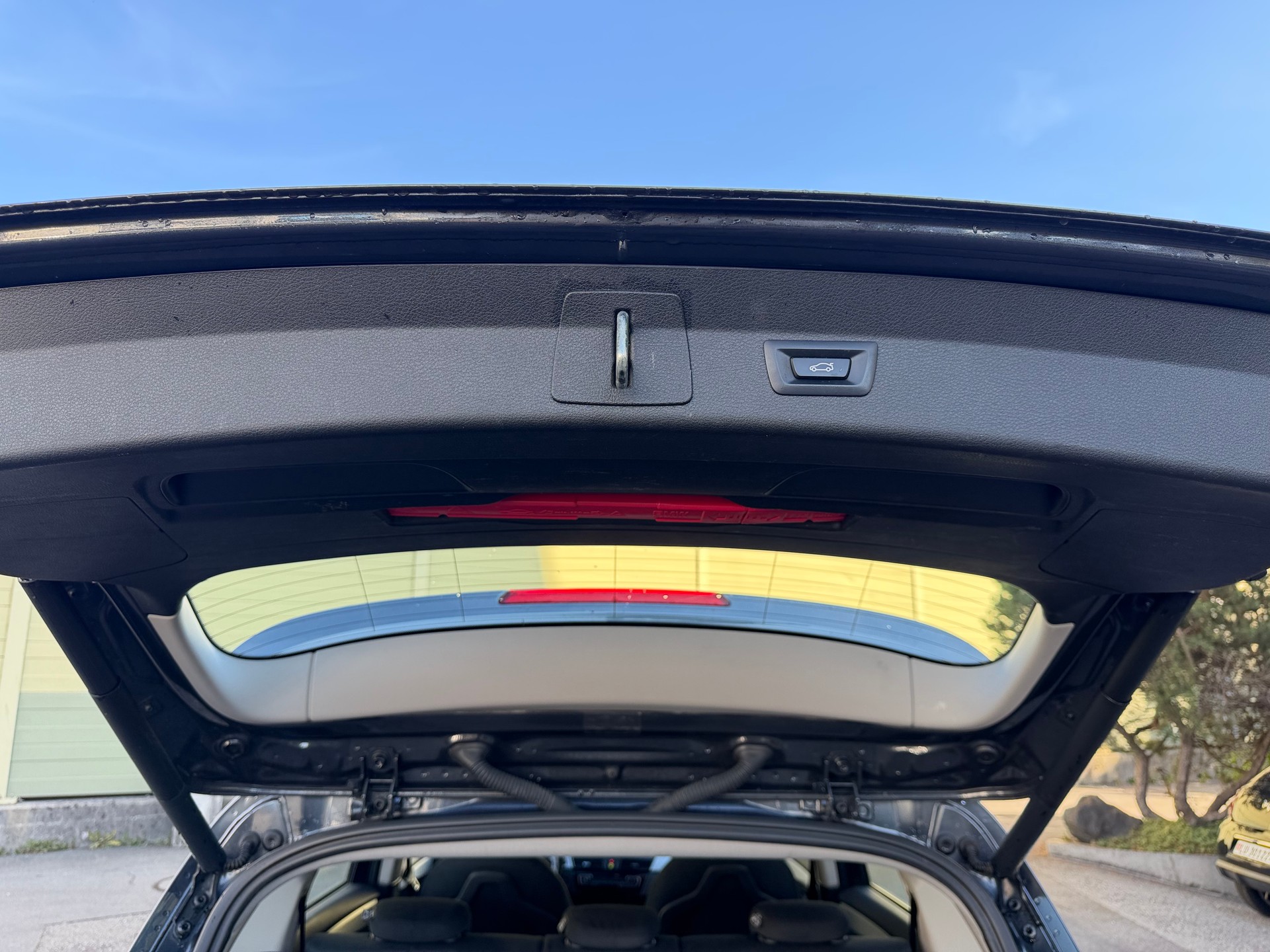 BMW 218d xDrive Gran Tourer Steptronic M Sport-image-9