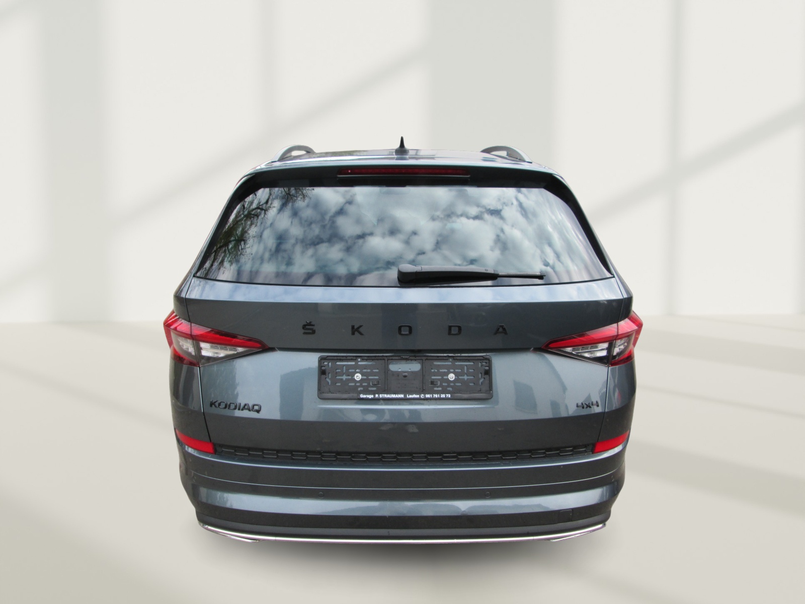 SKODA Kodiaq 2.0 TSI 4x4 Sport Line-image-3
