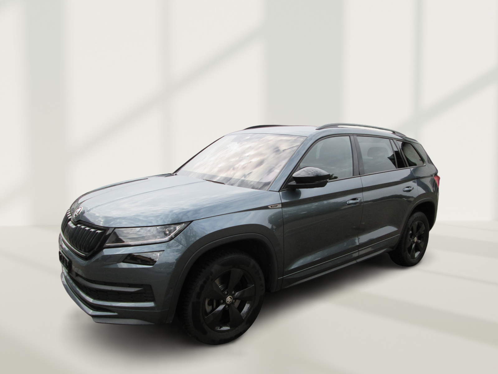 SKODA Kodiaq 2.0 TSI 4x4 Sport Line-image-0