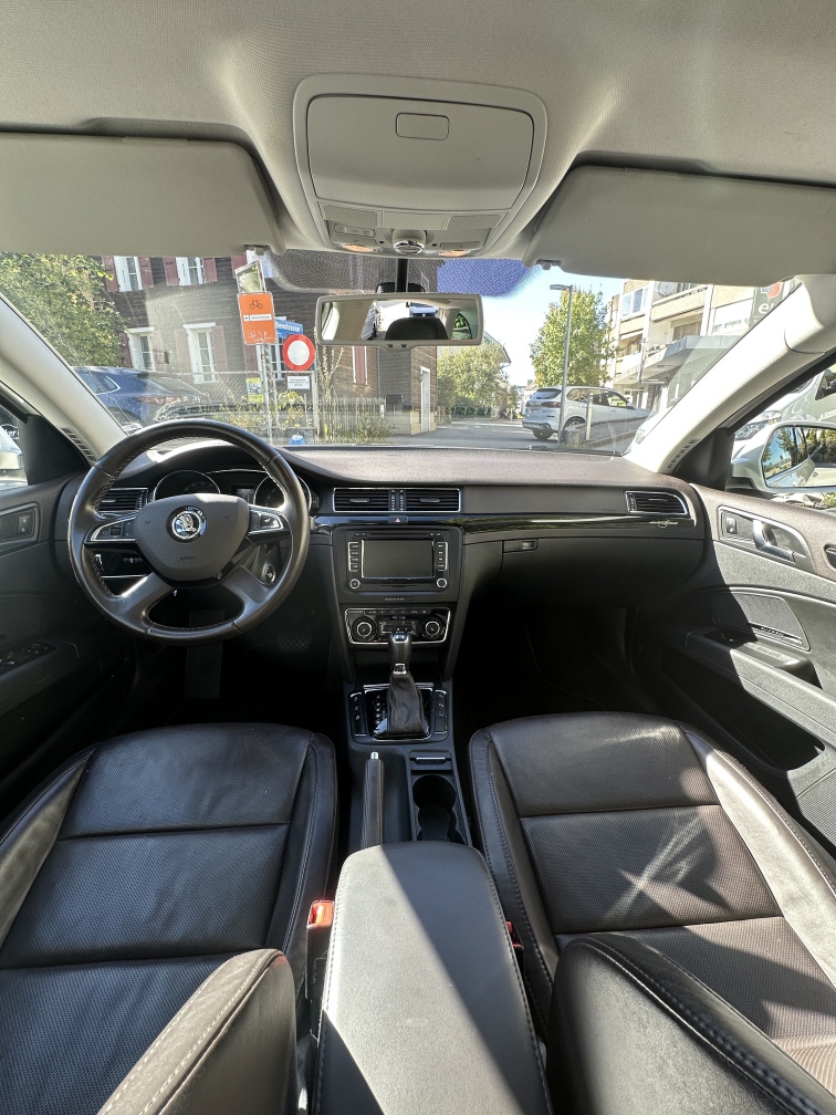 SKODA Superb Combi 2.0 TDI 170 L & K 4x4 DSG S/S-image-7