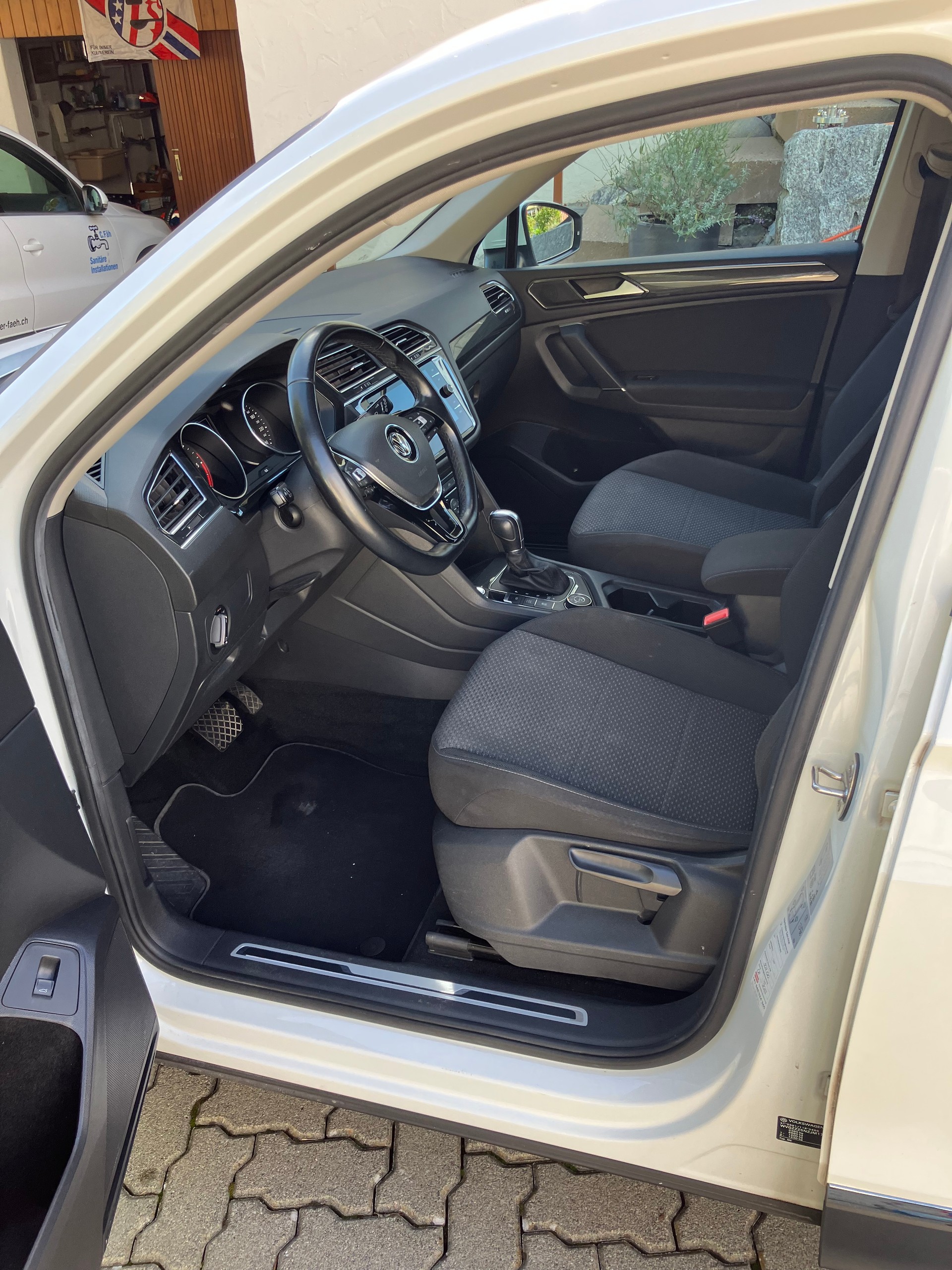 VW 2.0 TDI SCR Comfortline DSG-image-7
