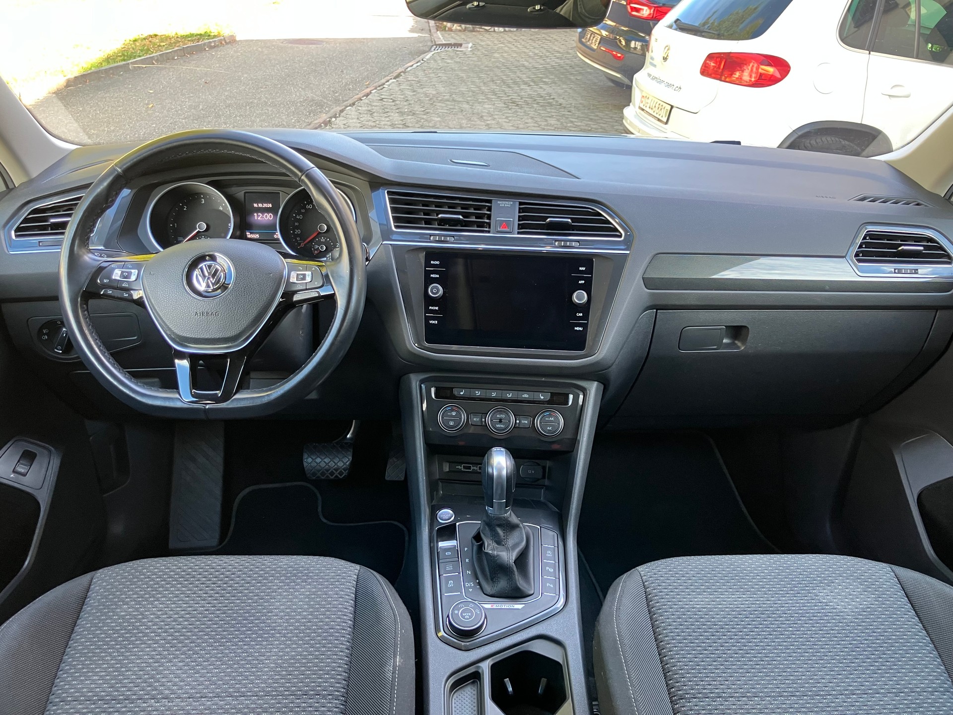 VW 2.0 TDI SCR Comfortline DSG-image-6