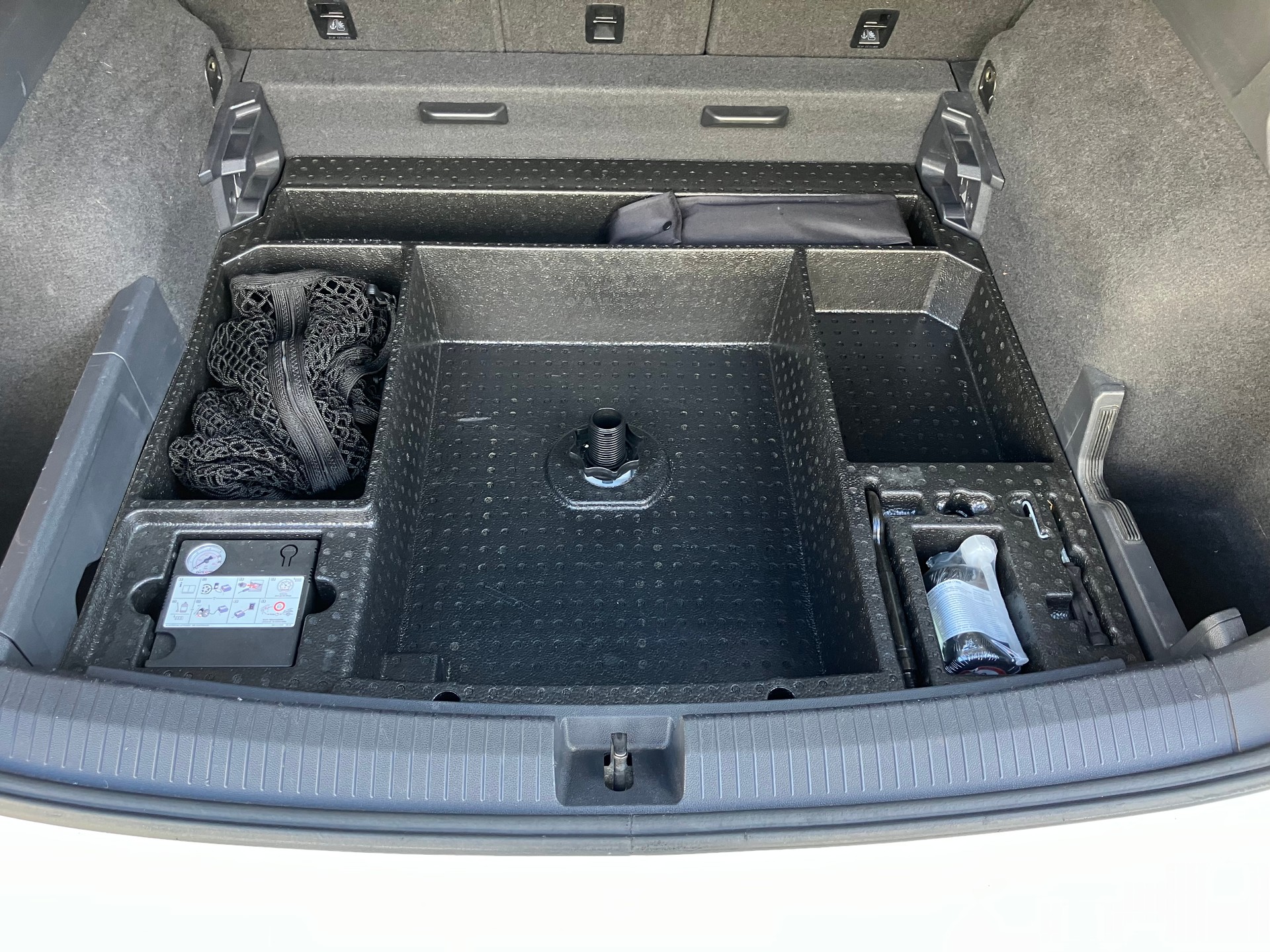 VW 2.0 TDI SCR Comfortline DSG-image-13