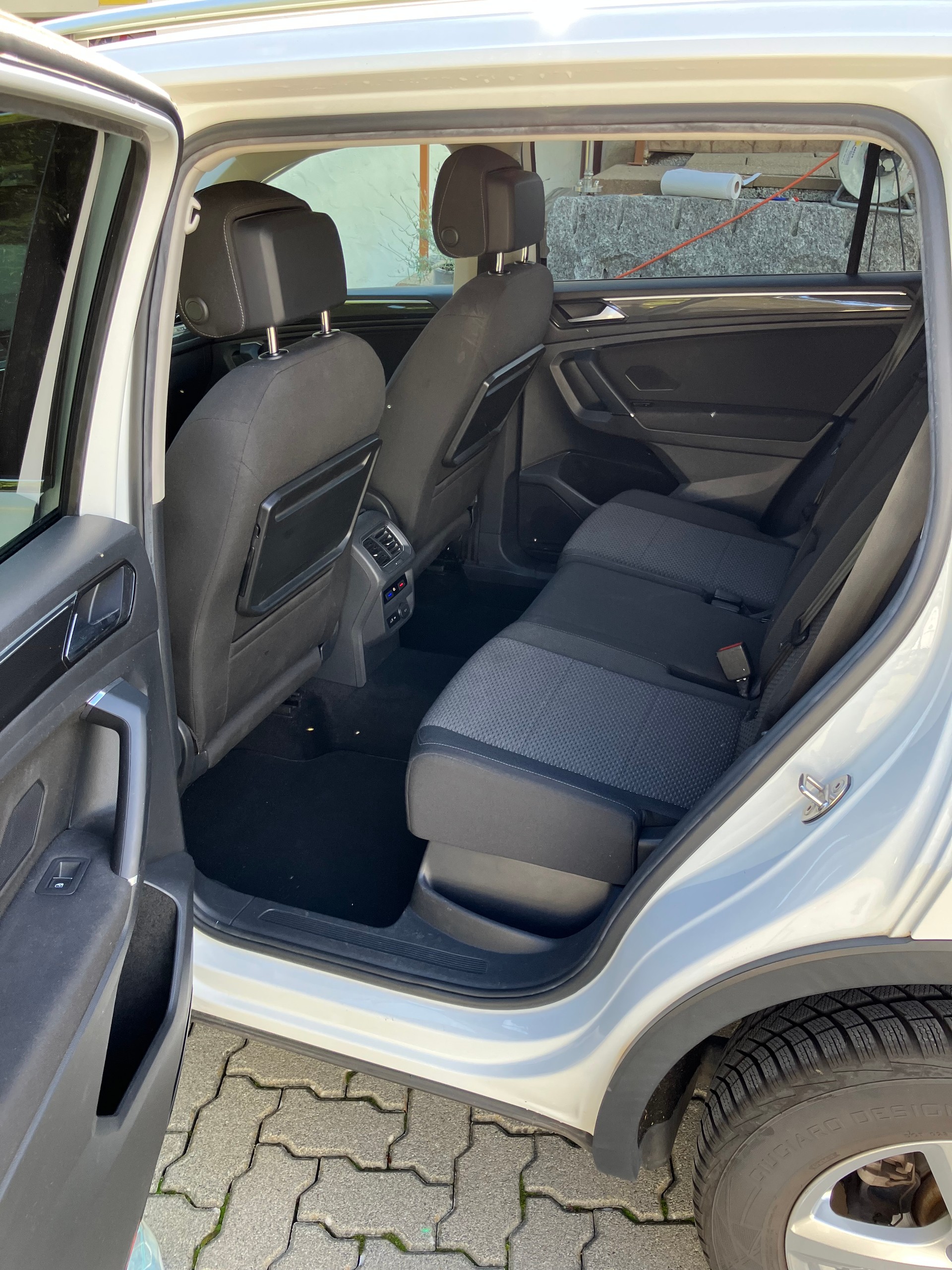 VW 2.0 TDI SCR Comfortline DSG-image-11