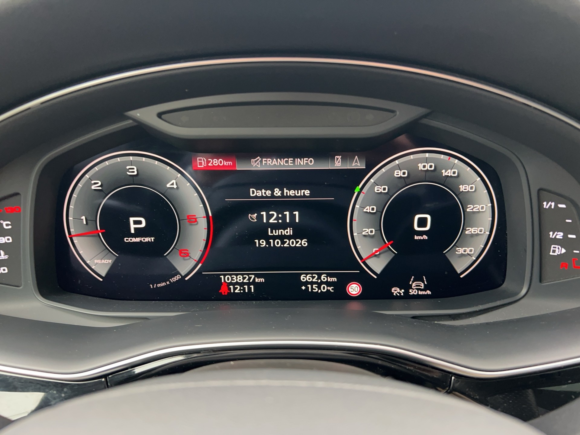 AUDI Q8 50 TDI QUATTRO TIPTRONIC S-LINE-image-21