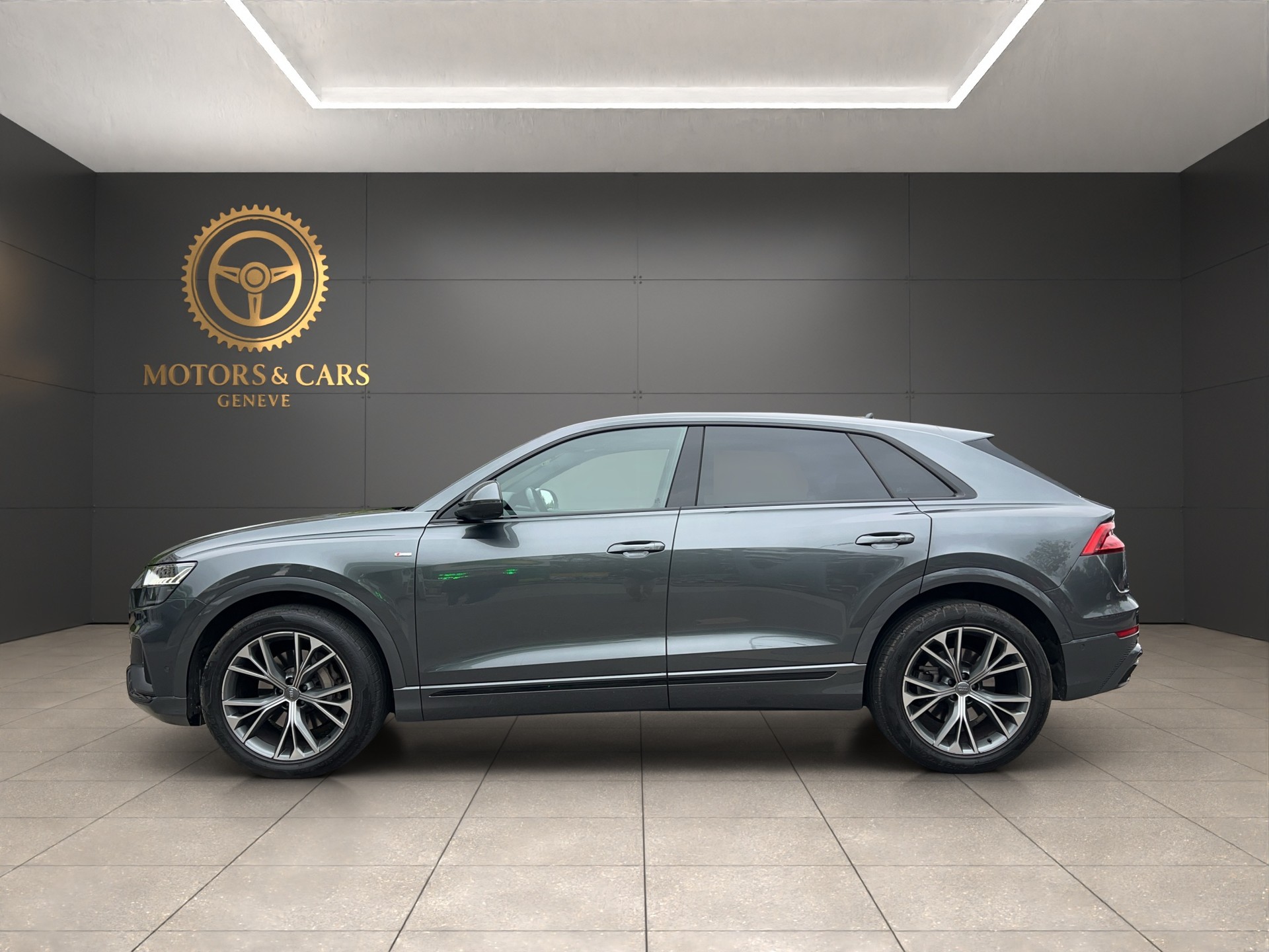 AUDI Q8 50 TDI QUATTRO TIPTRONIC S-LINE-image-4