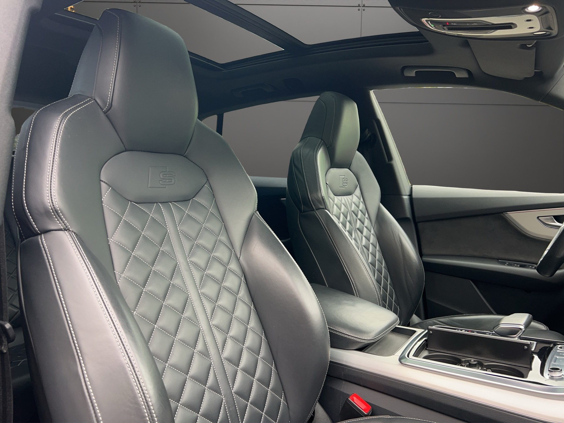 AUDI Q8 50 TDI QUATTRO TIPTRONIC S-LINE-image-13