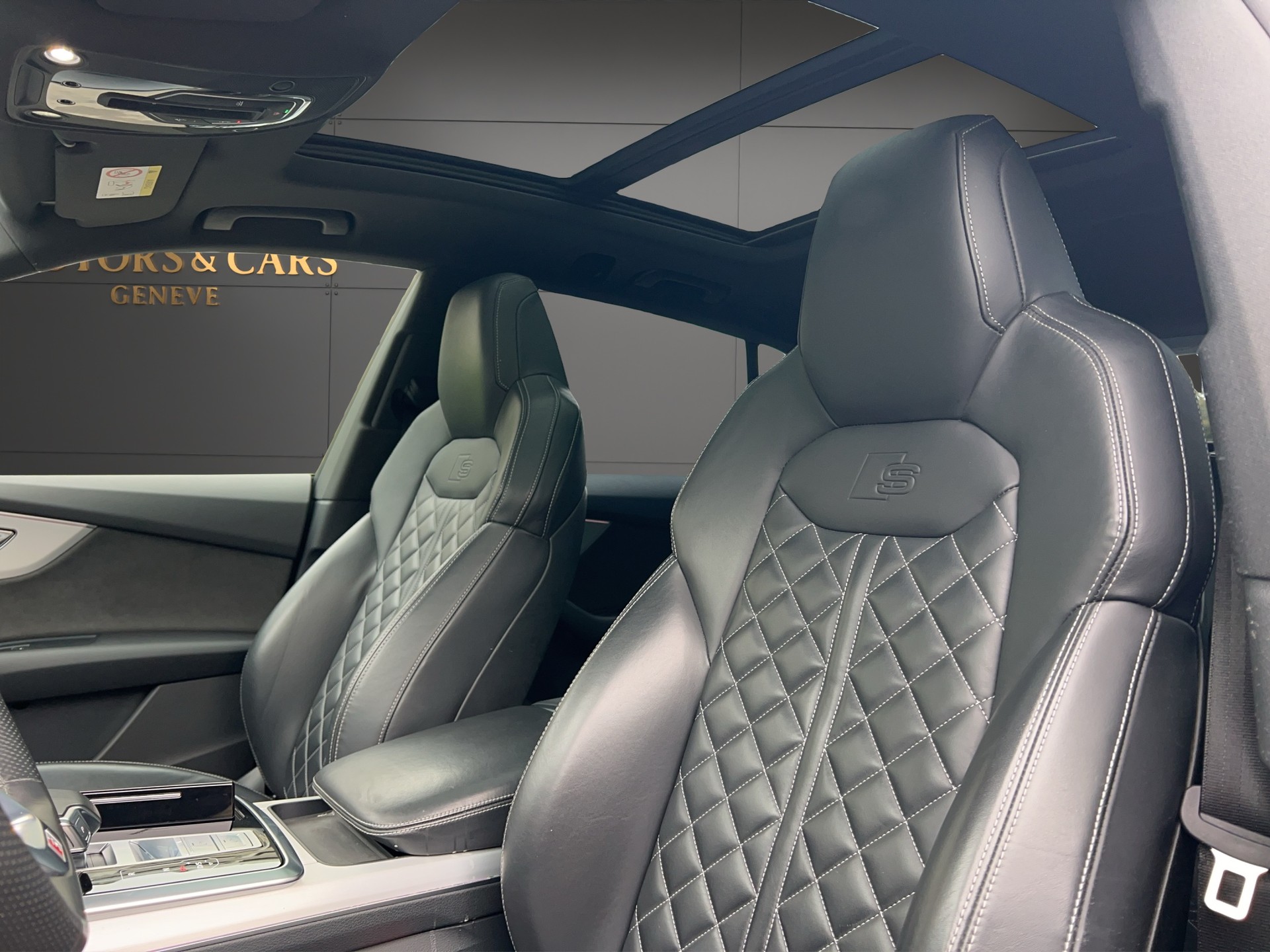 AUDI Q8 50 TDI QUATTRO TIPTRONIC S-LINE-image-12