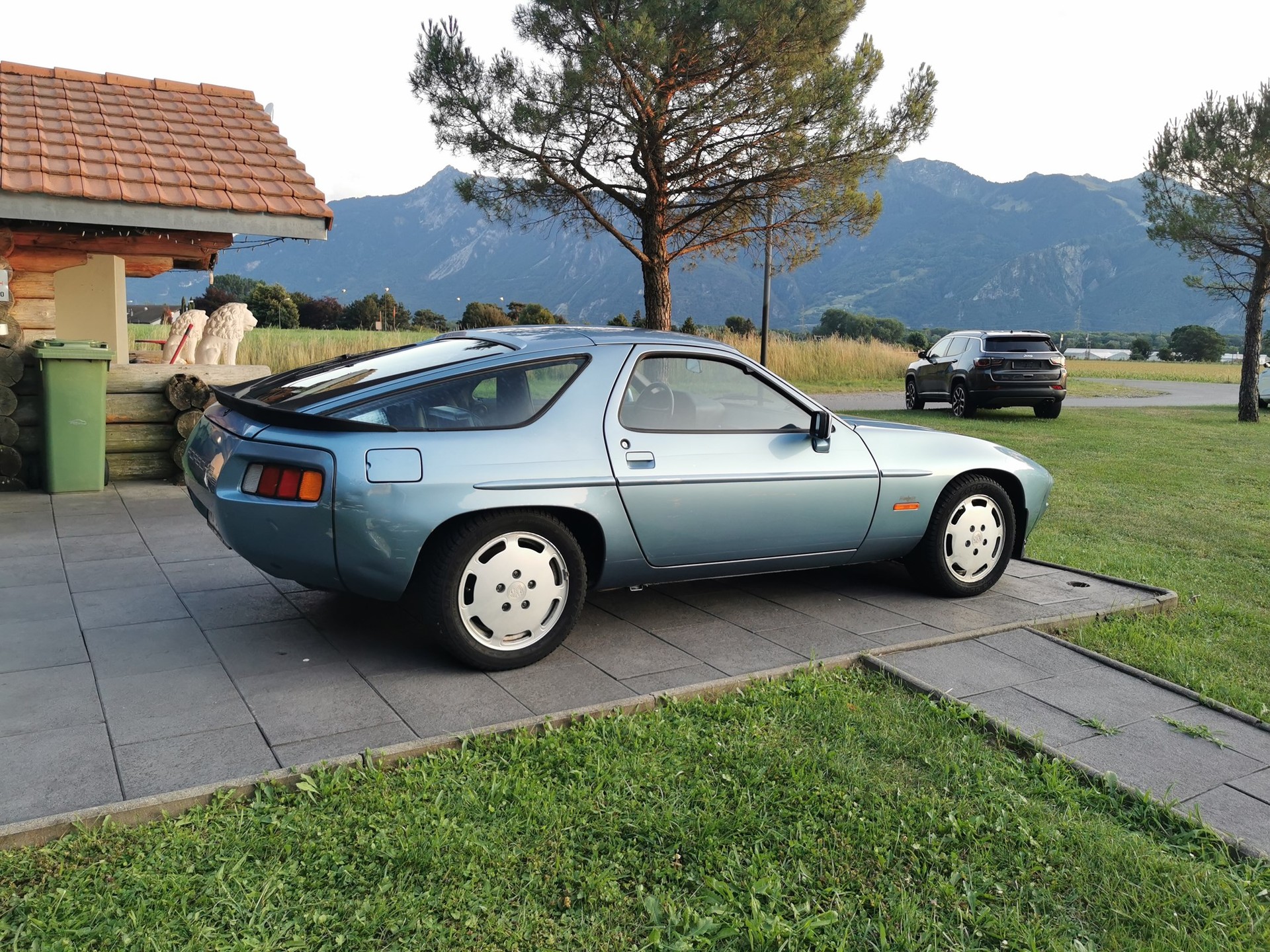 PORSCHE 928 S 4V-image-14