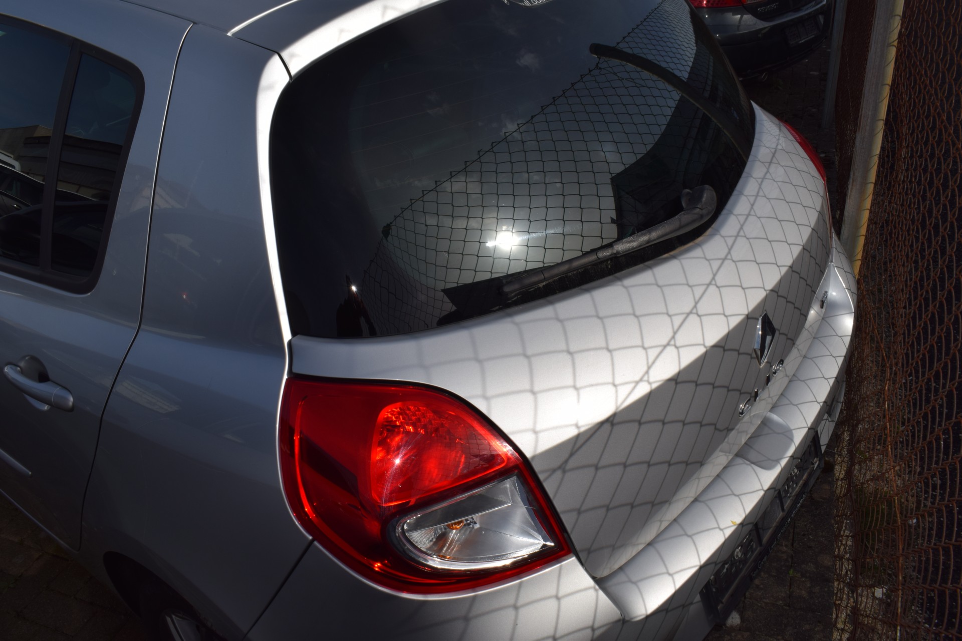 RENAULT Clio 1.2 16V Turbo S-image-5