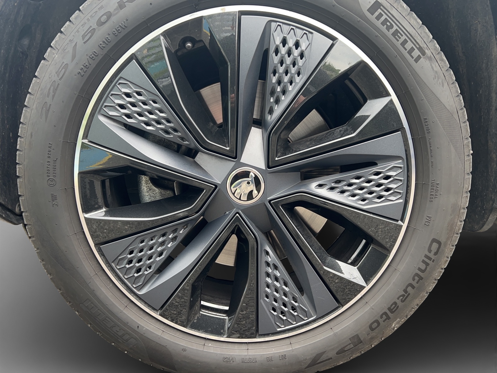 SKODA Karoq 2.0 TSI SportLine 4x4 DSG-image-10