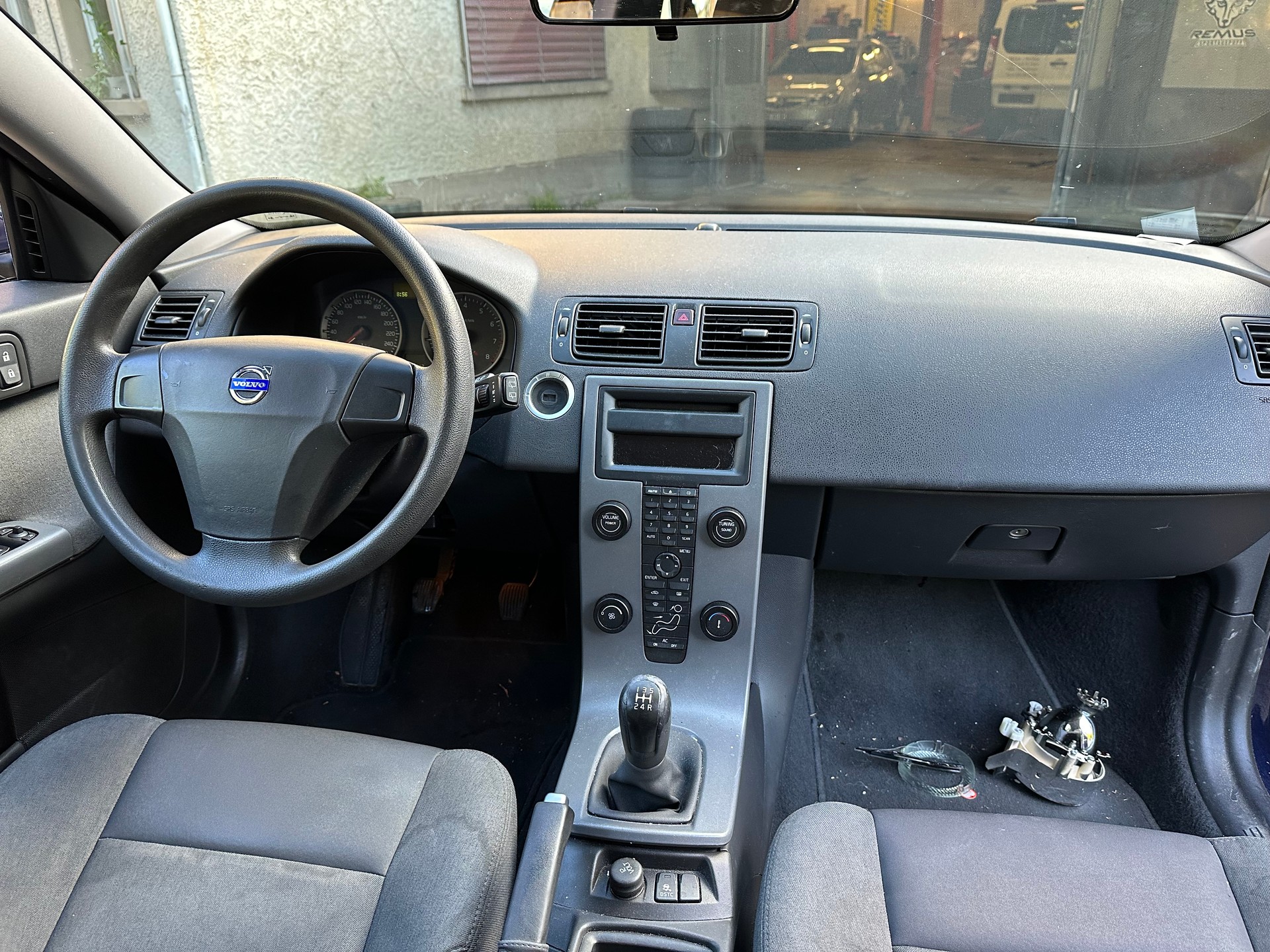 VOLVO V50 1.6 FIXPREIS-image-12