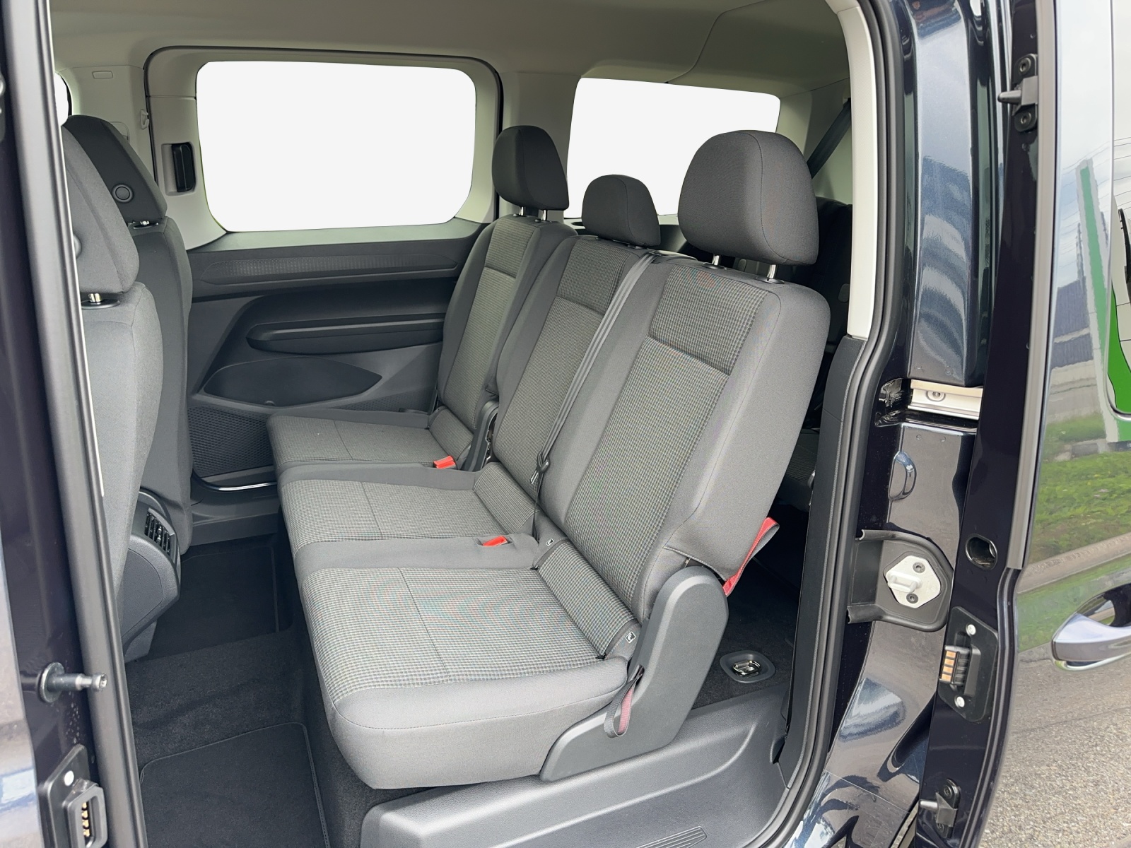 VW Caddy Maxi 1.5 TSI Liberty DSG-image-11