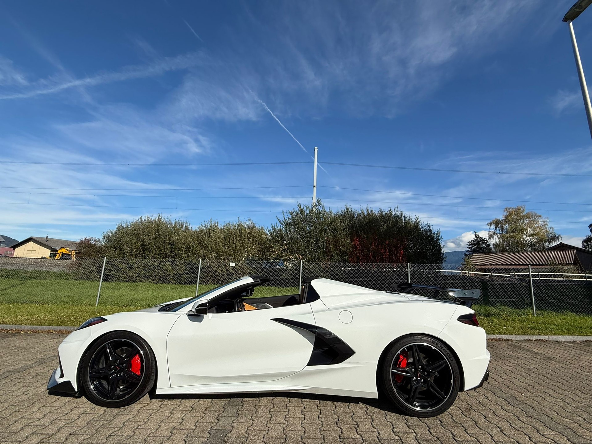 CHEVROLET Corvette C8-image-4