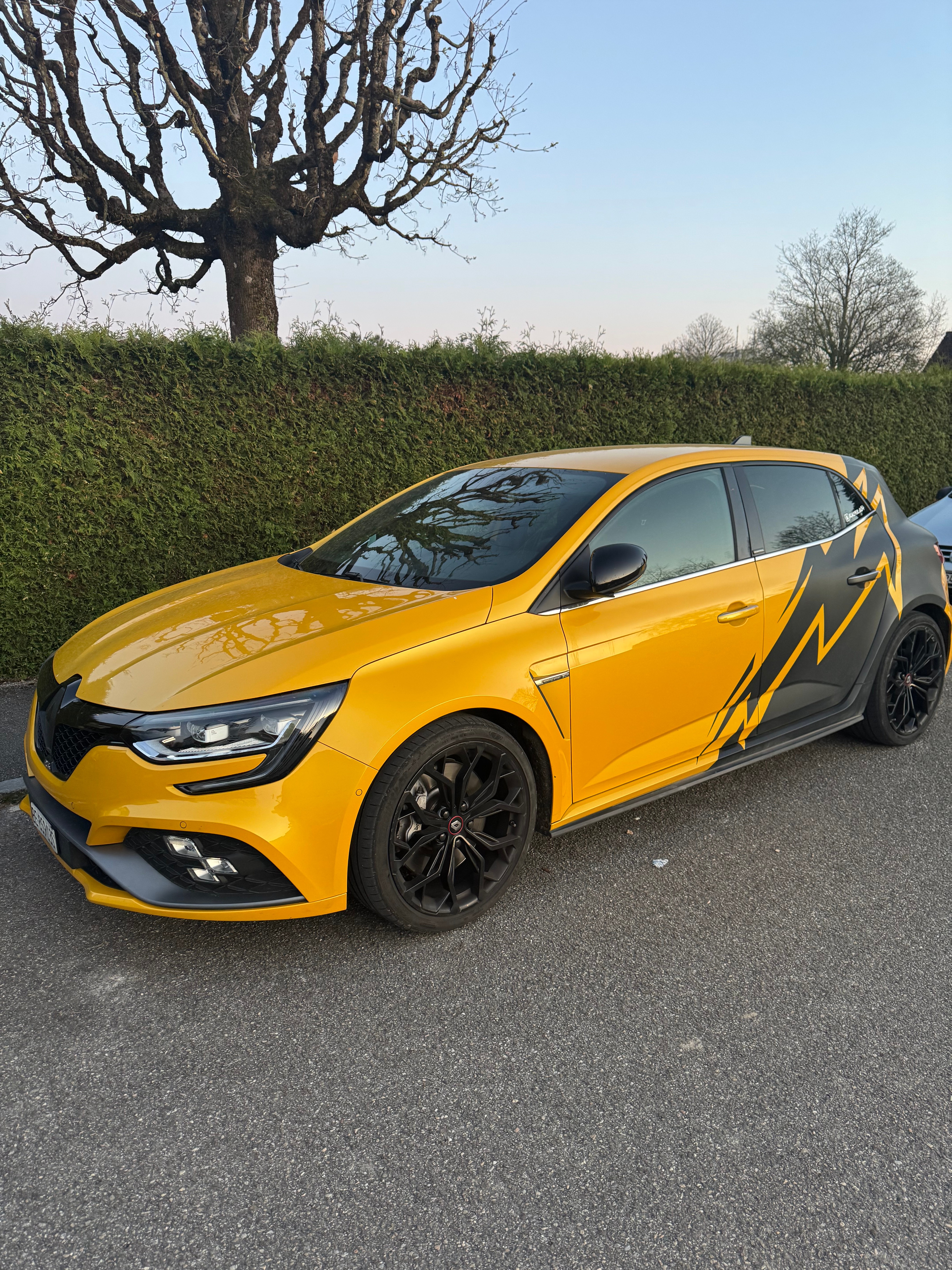 Car photo