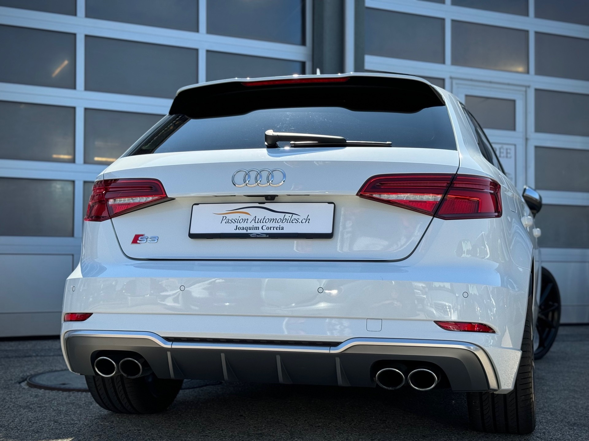 AUDI S3 Sportback 2.0 TFSI quattro S-tronic - Véhicule Suisse (CH)-image-1