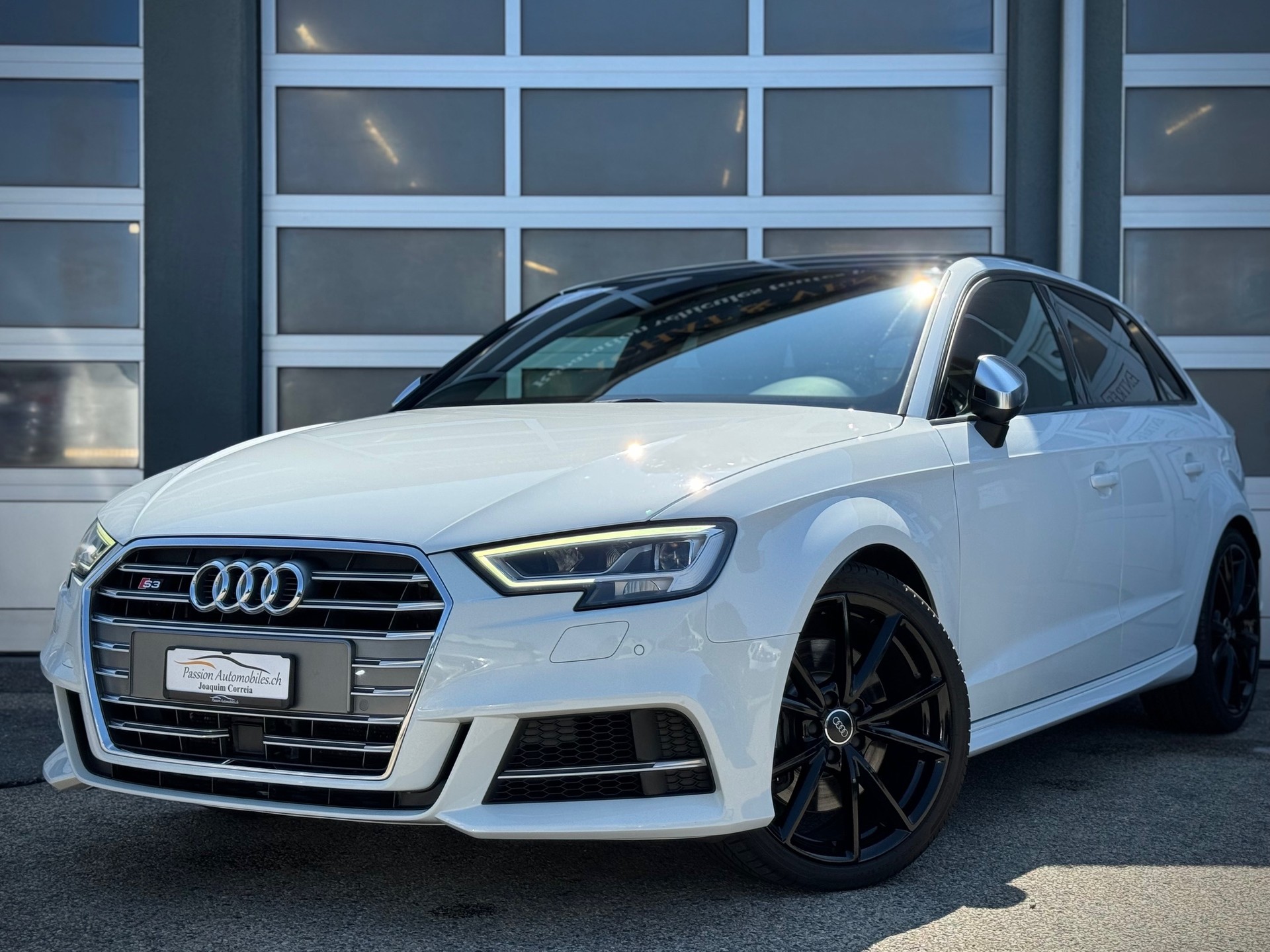 AUDI S3 Sportback 2.0 TFSI quattro S-tronic - Véhicule Suisse (CH)-image-0