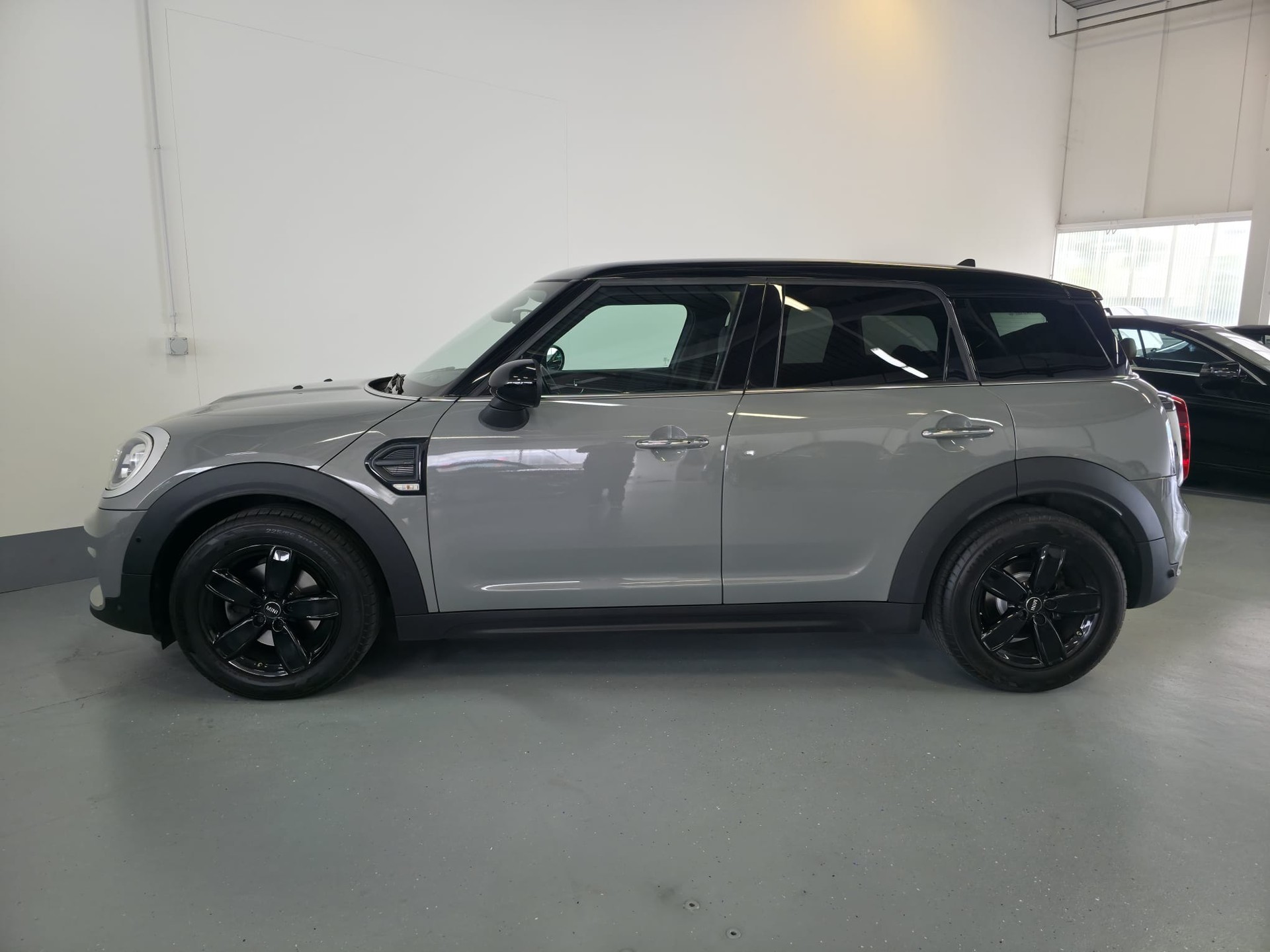 MINI Countryman Cooper D ALL4 Steptronic-image-9