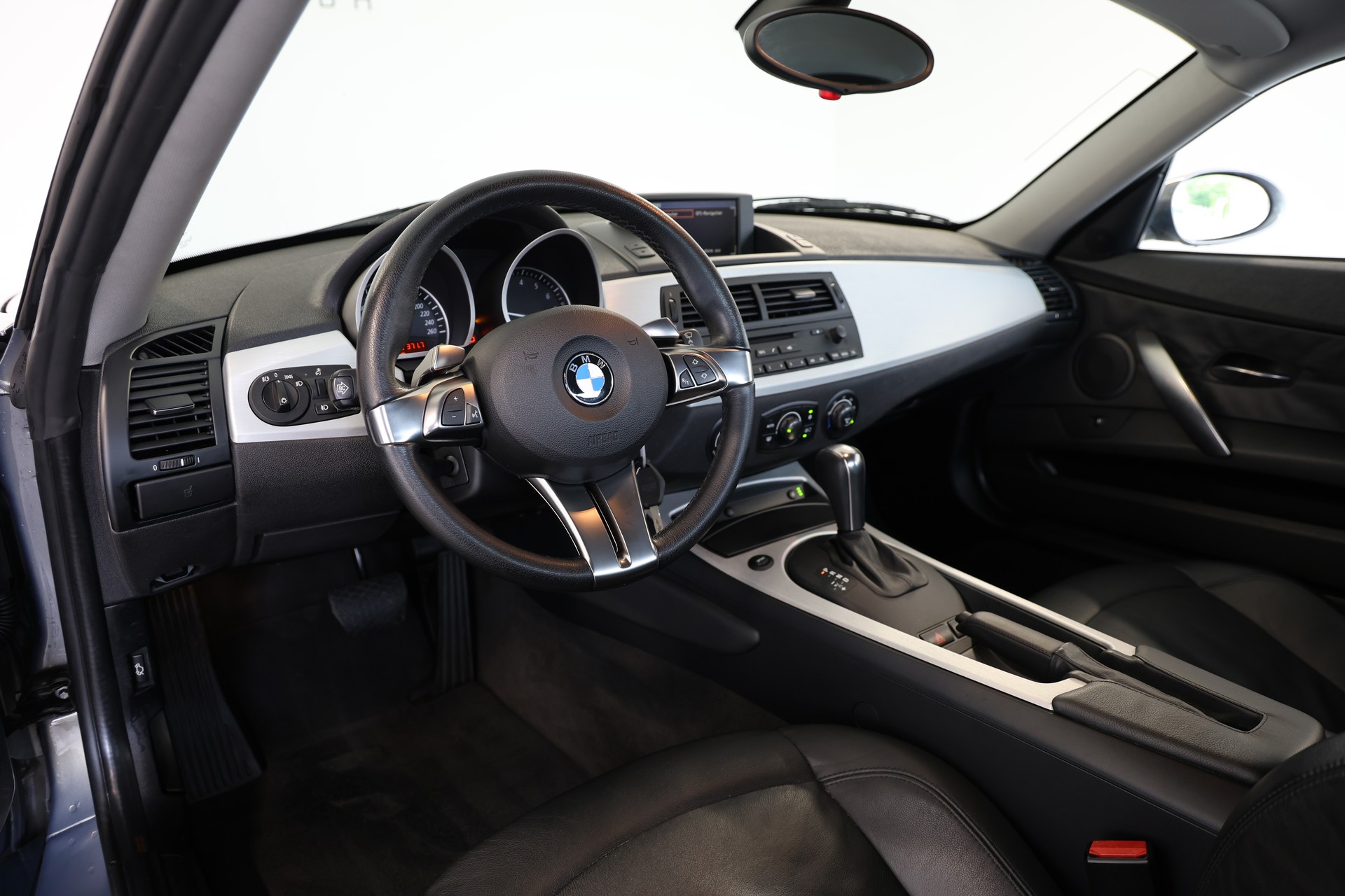 BMW Z4 3.0si Coupé Steptronic-image-7