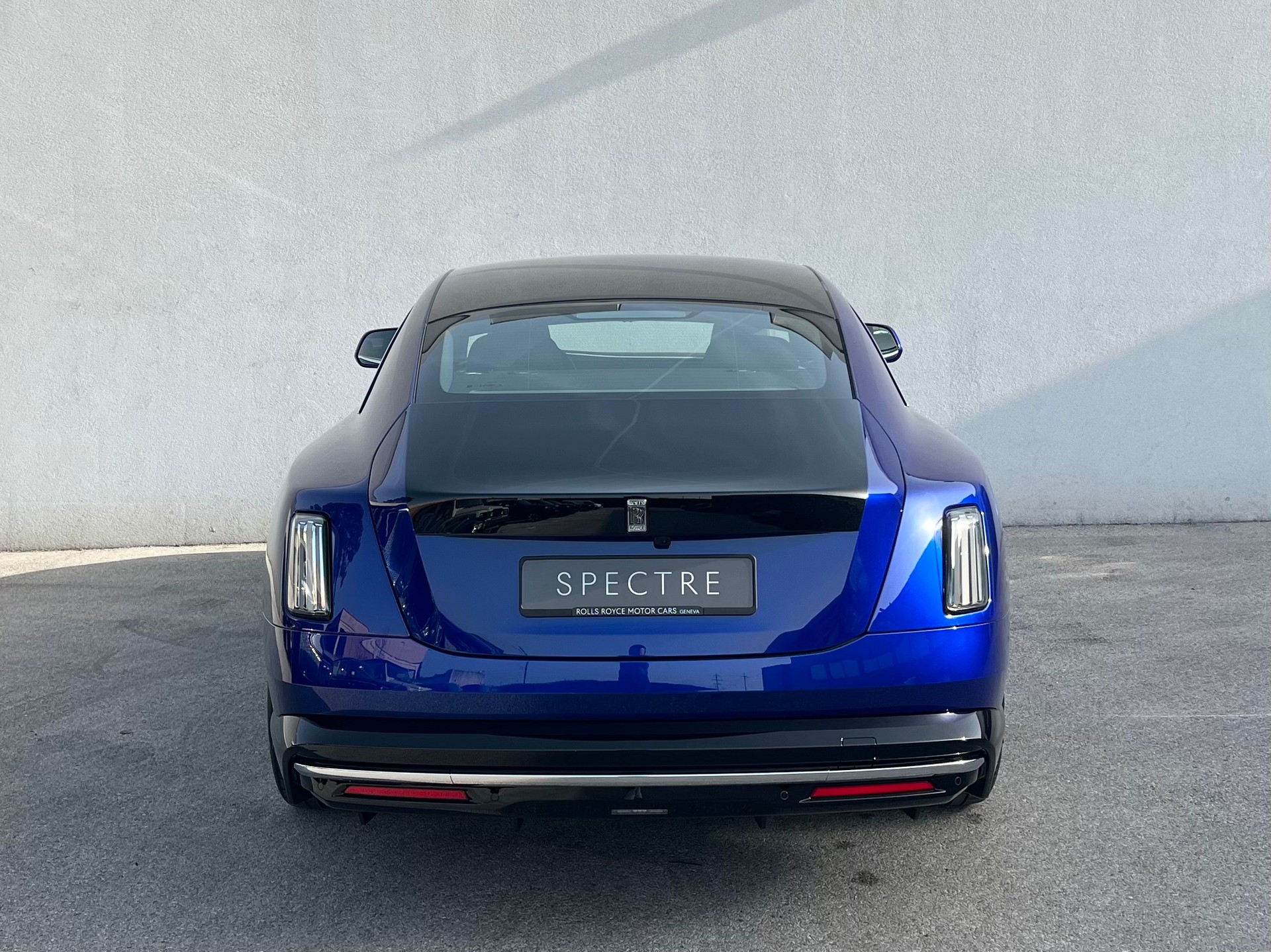 ROLLS-ROYCE Spectre-image-5