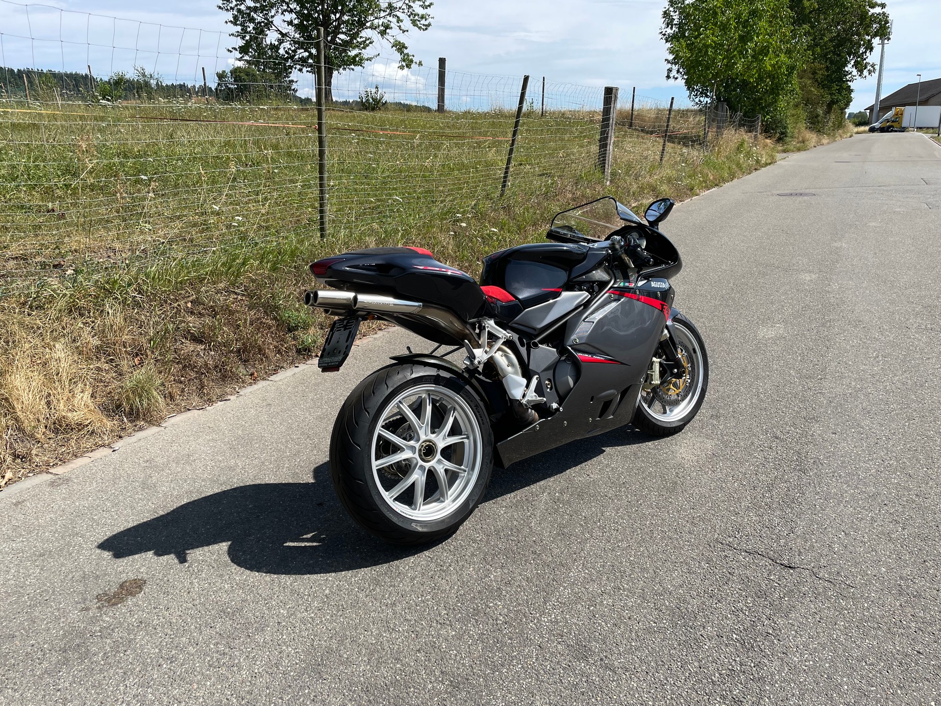 MV AGUSTA F4 1000 R 312 Mono 1+1-image-2