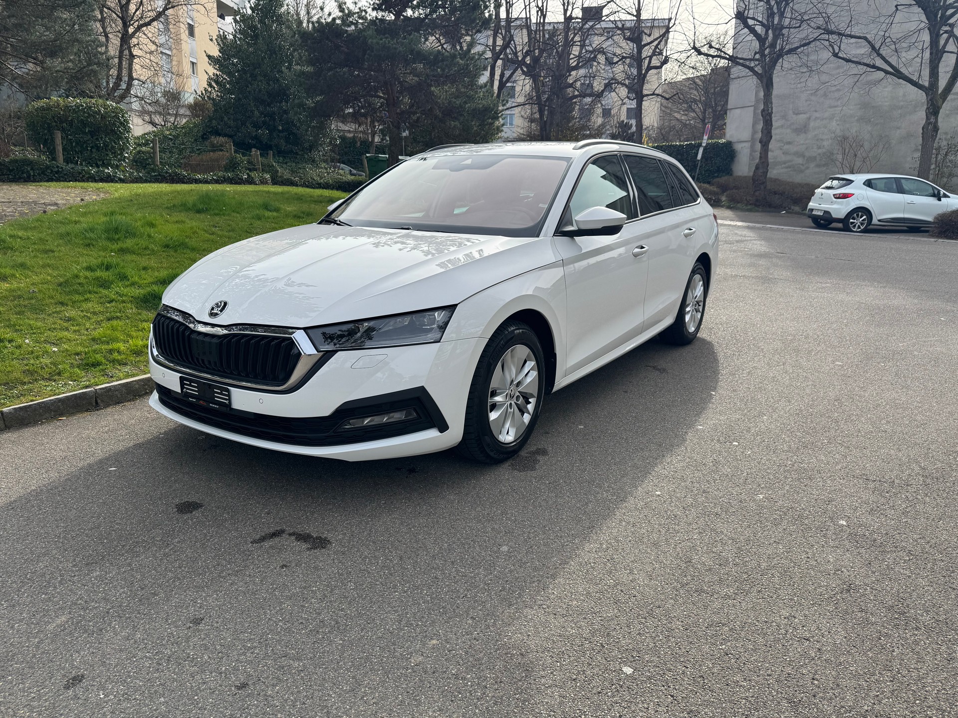 SKODA Octavia Combi 2.0 TDI DSG Ambition