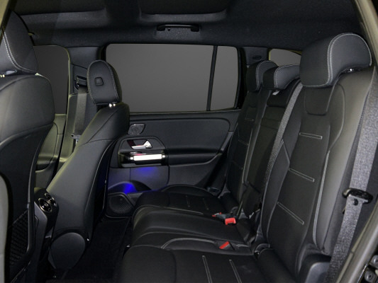 MERCEDES-BENZ EQB 350 AMG Line 4Matic-image-9