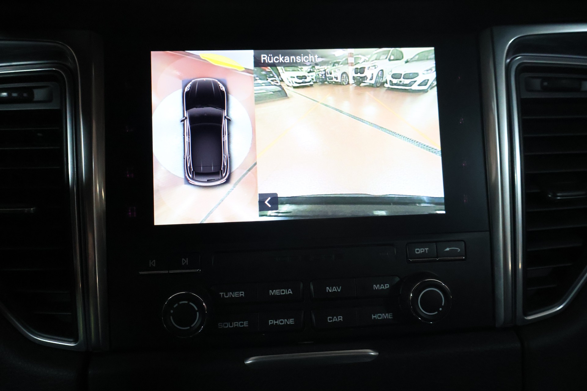 PORSCHE Macan PDK-image-13