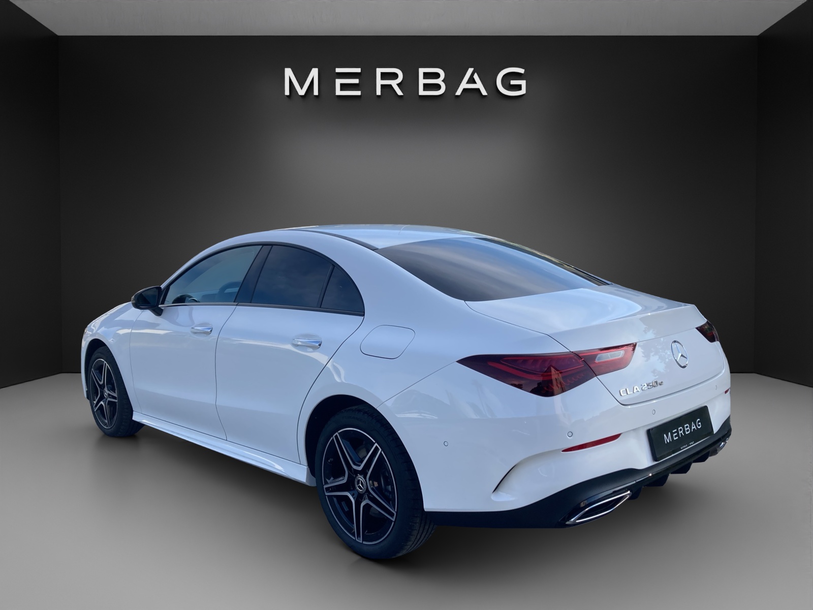 MERCEDES-BENZ CLA 250 e Coupé with EQ Hybrid Technology EQ Star-image-2
