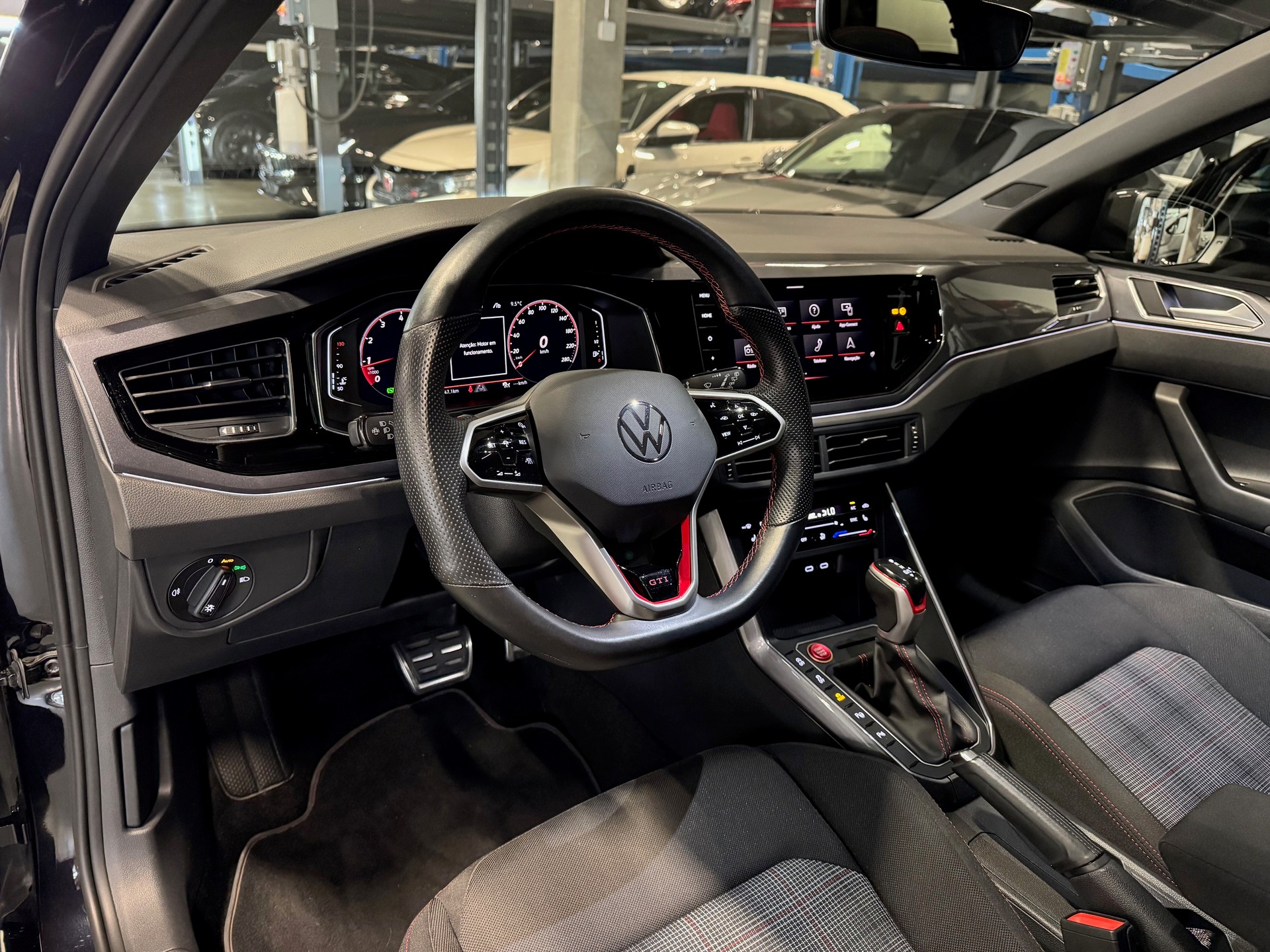 VW Polo 2.0 TSI GTI DSG-image-5