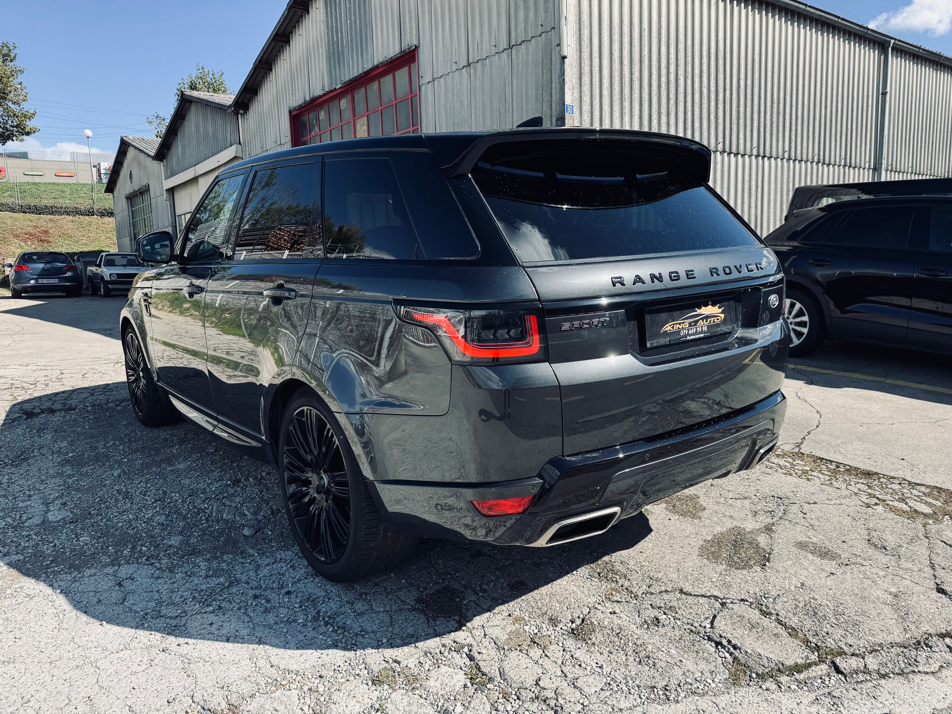 LAND ROVER Range Rover Sport 3.0 SDV6 HSE Dynamic Automatic-showroom-element-3