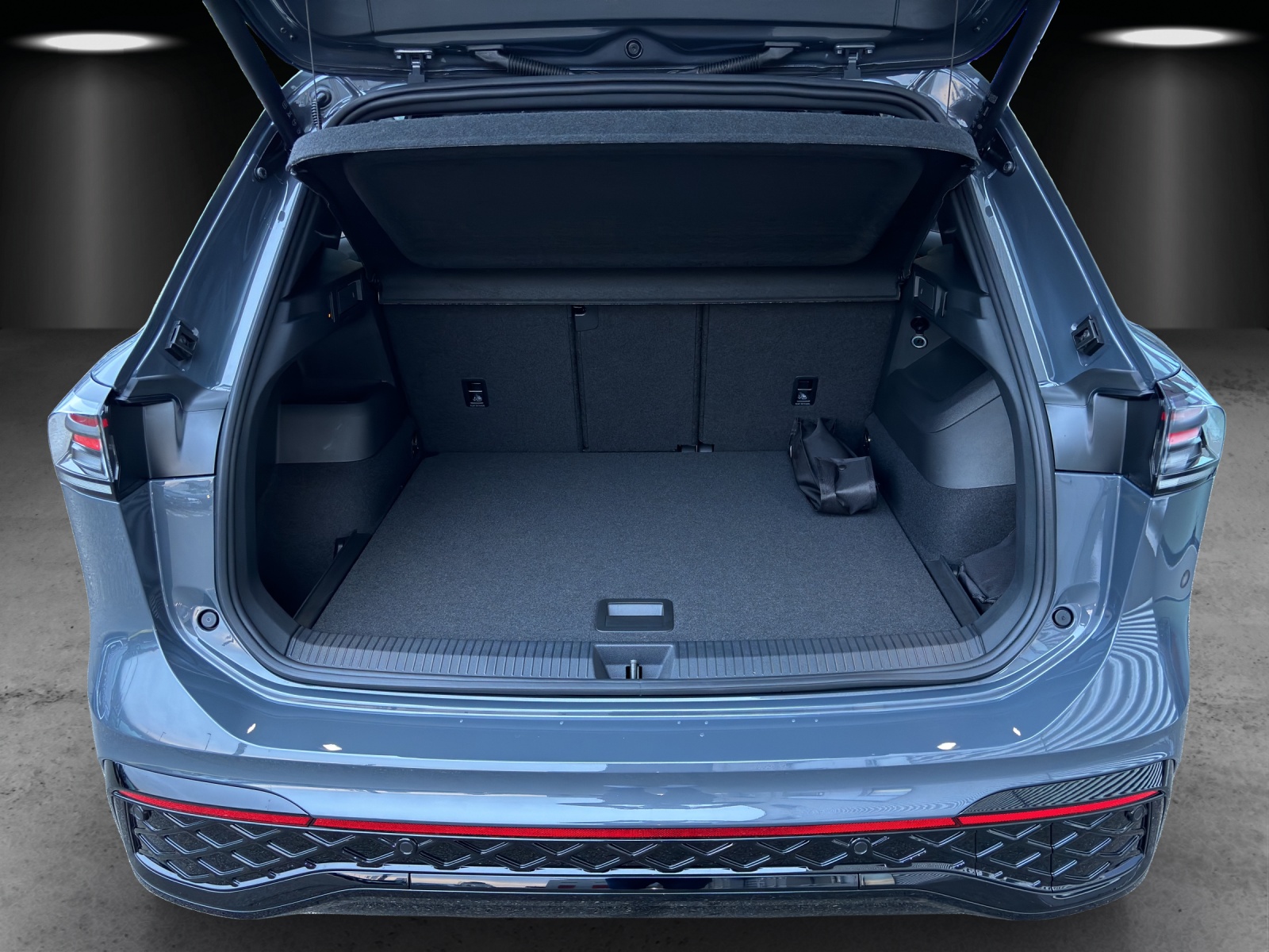 VW Tiguan 2.0 TSI DSG R-Line 4Motion-image-6
