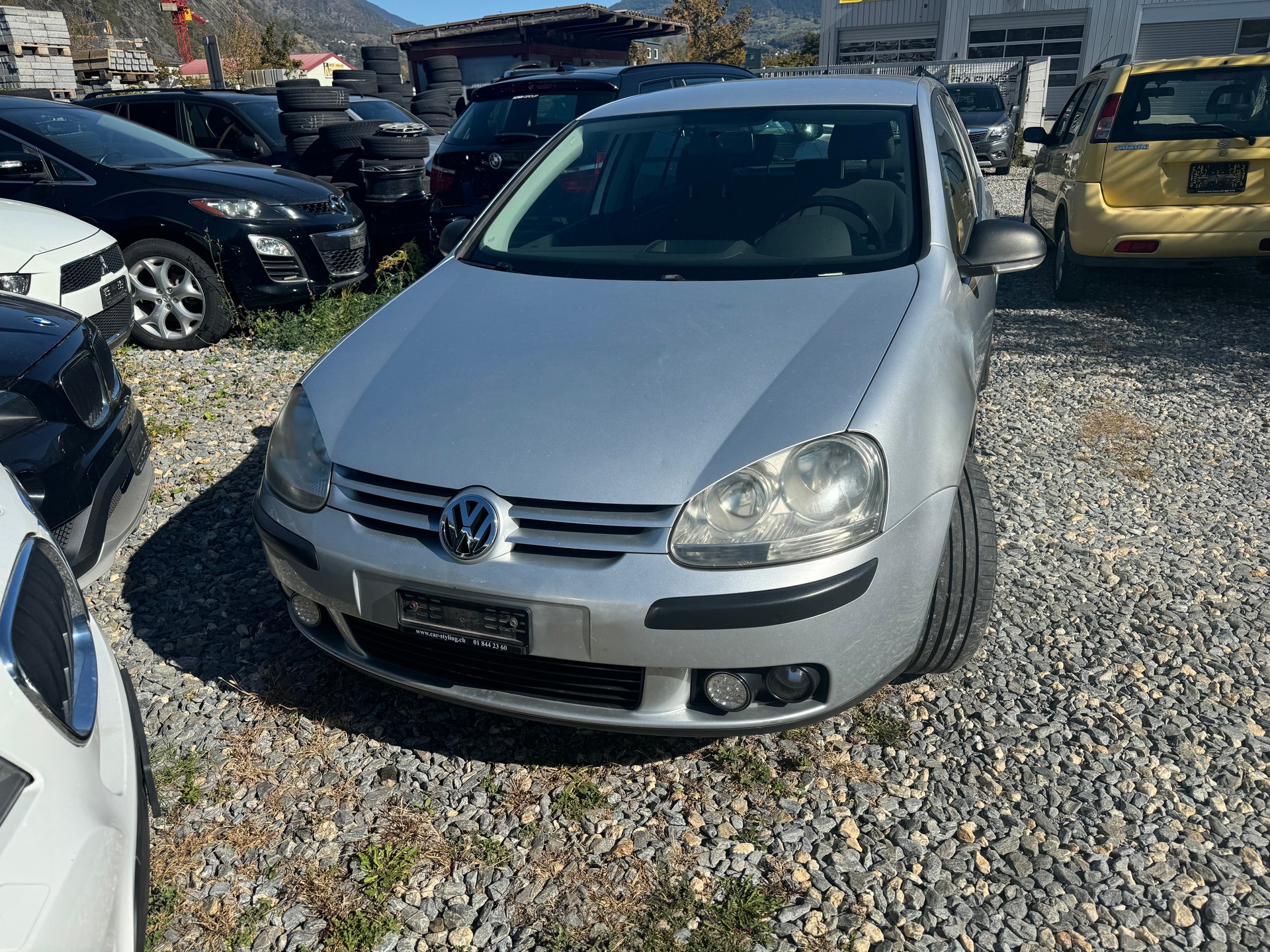 VW Golf 1.6 FSI Leader-image-2