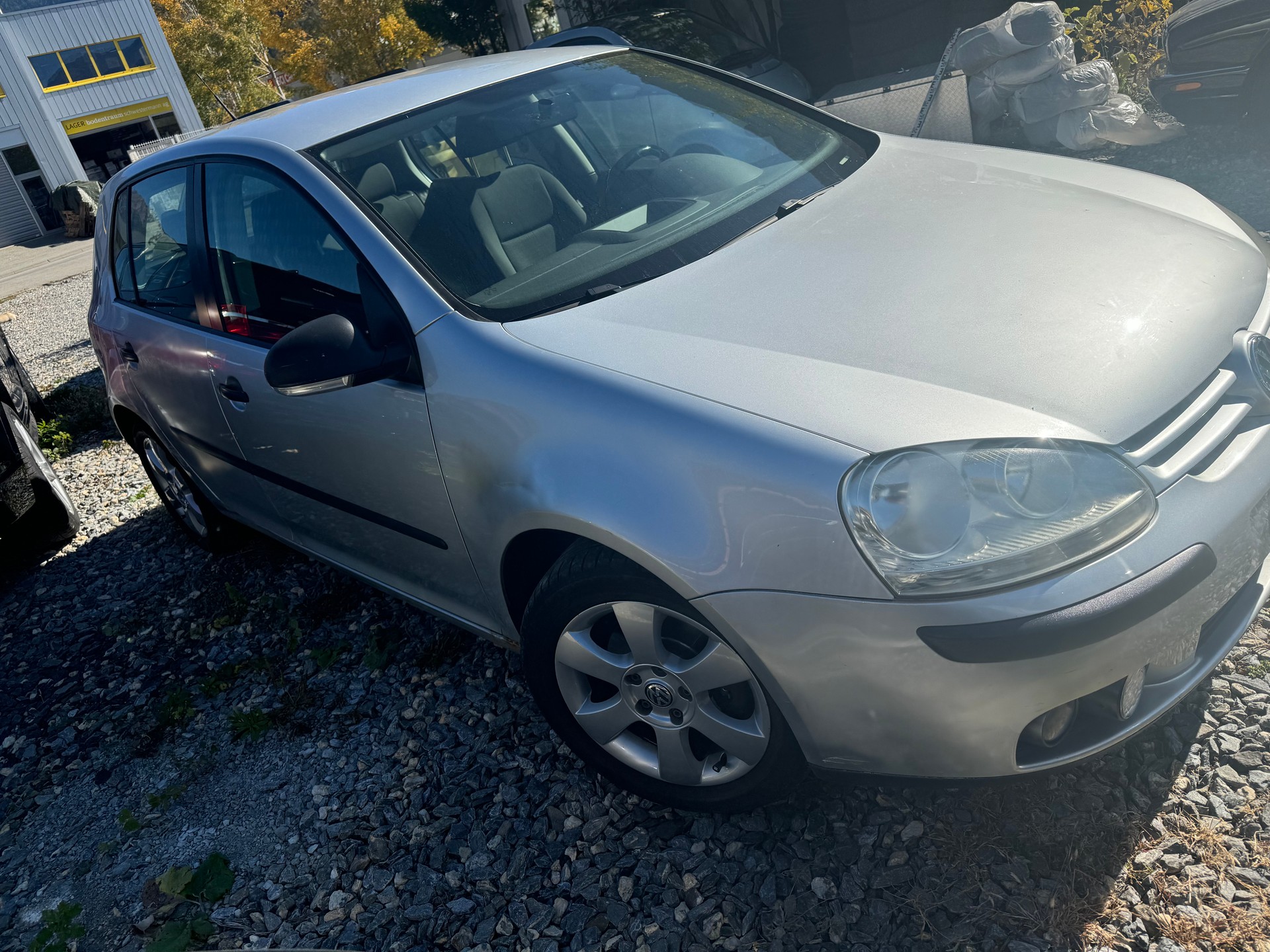 VW Golf 1.6 FSI Leader-image-3