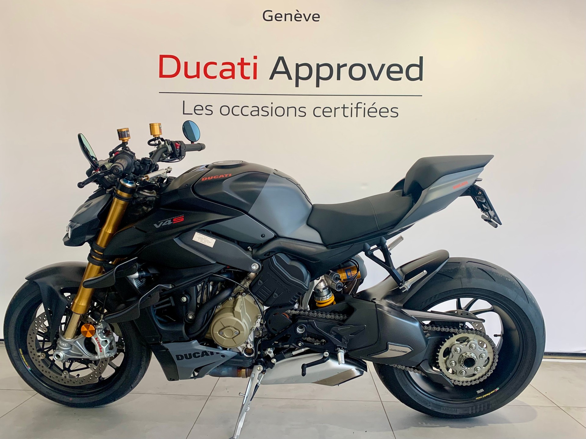 DUCATI Streetfighter V4 S-showroom-element-1