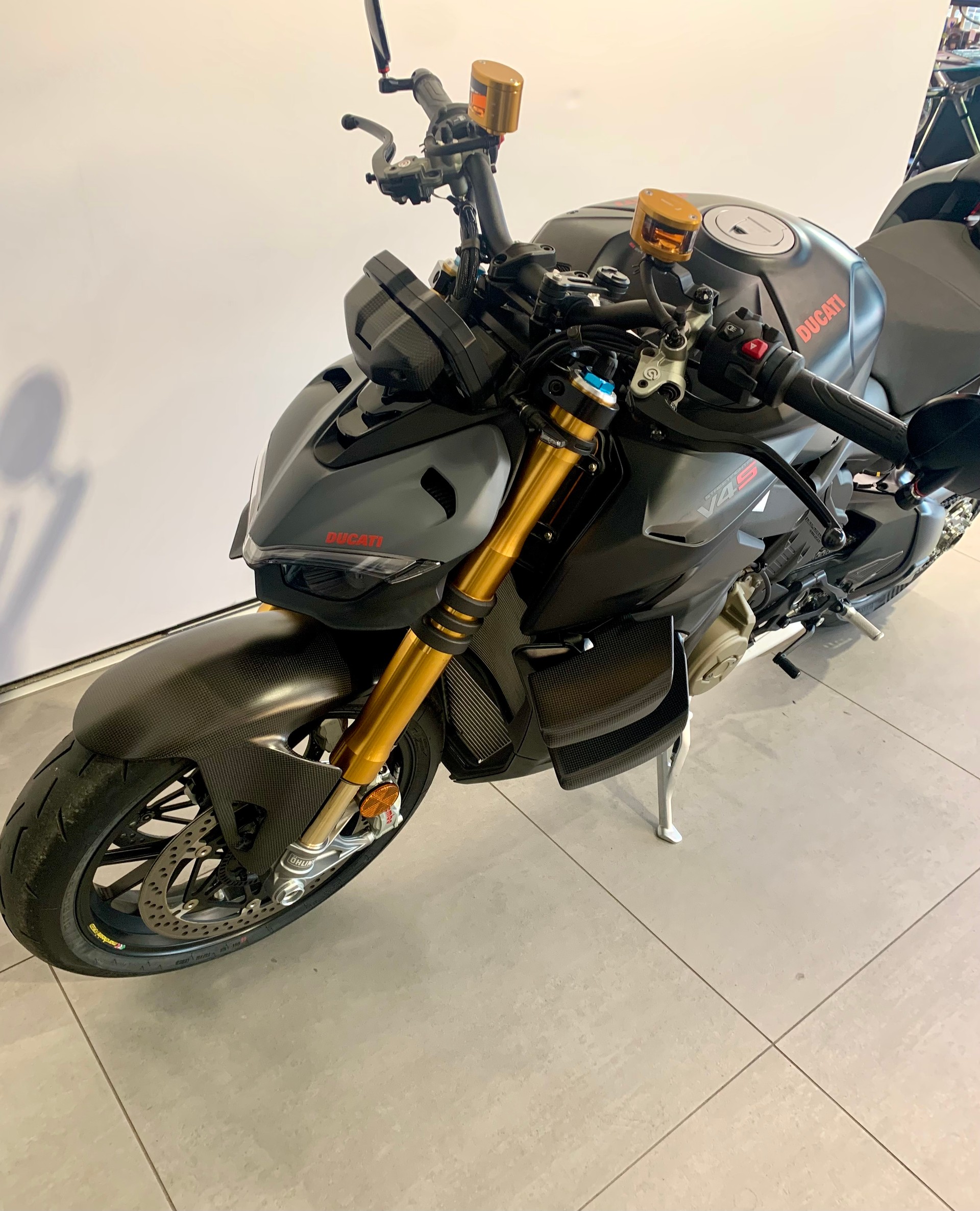DUCATI Streetfighter V4 S-image-4
