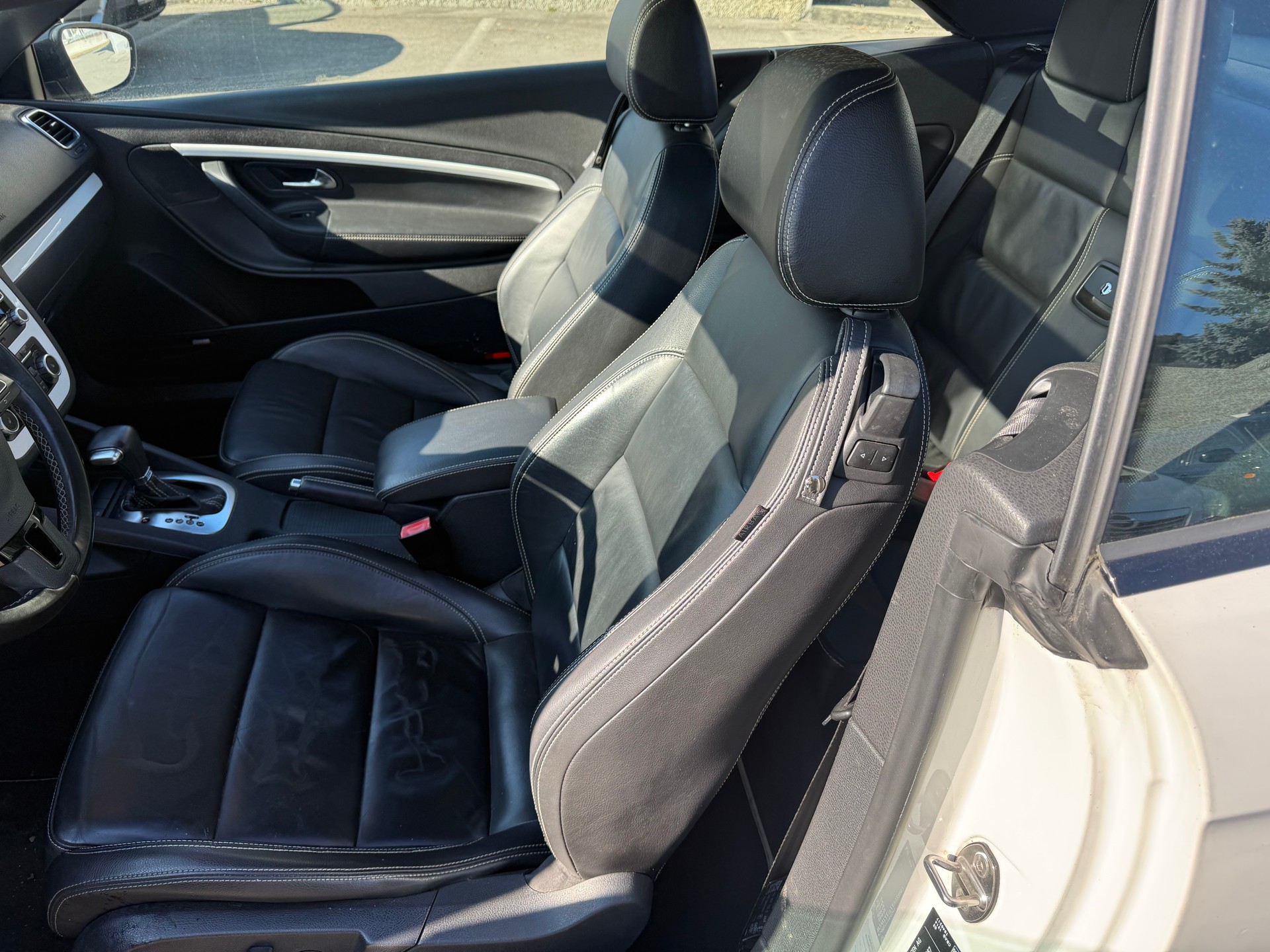 VW Eos 2.0 TDI DSG-image-6