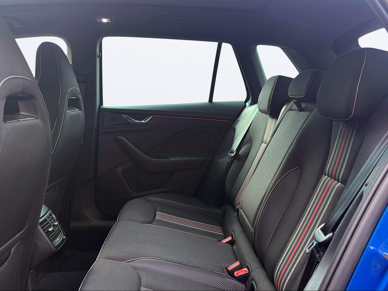SKODA Kamiq 1.0 TSI Monte Carlo DSG-image-13