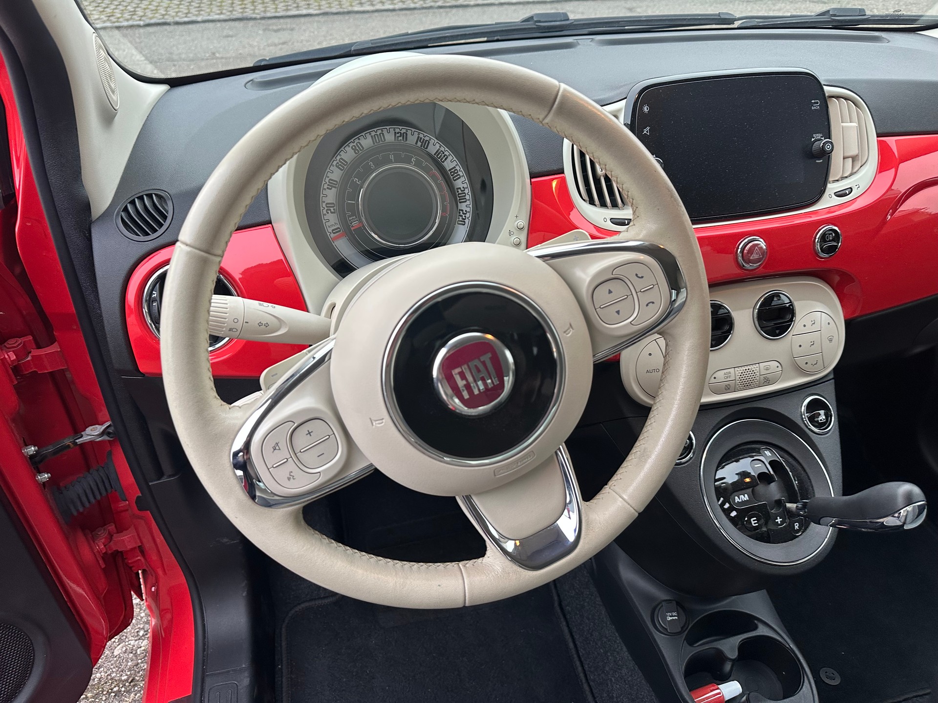 FIAT 500 1.2 Lounge Dualogic-image-6