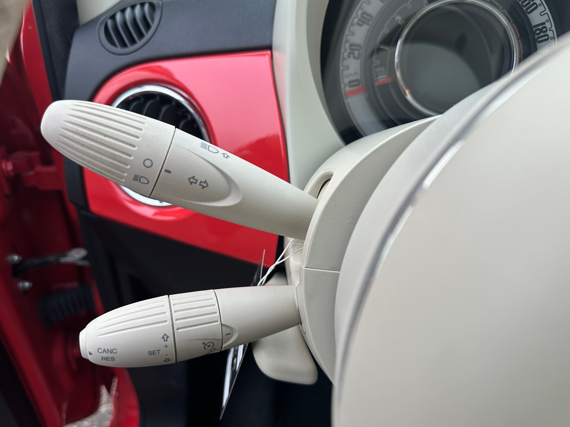 FIAT 500 1.2 Lounge Dualogic-image-7