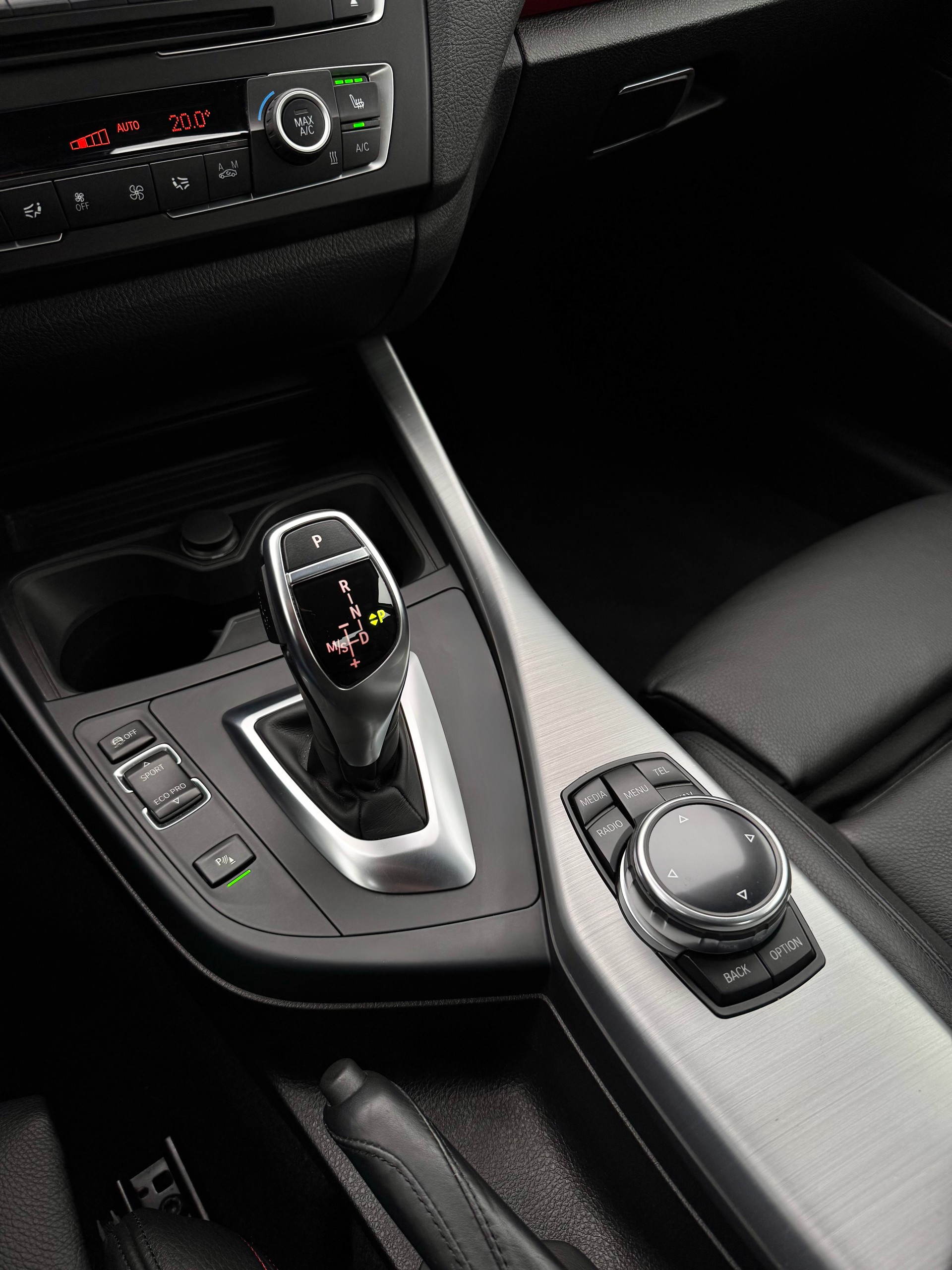 BMW 220i Sport Line Steptronic / ab MFK 02.2026-image-9