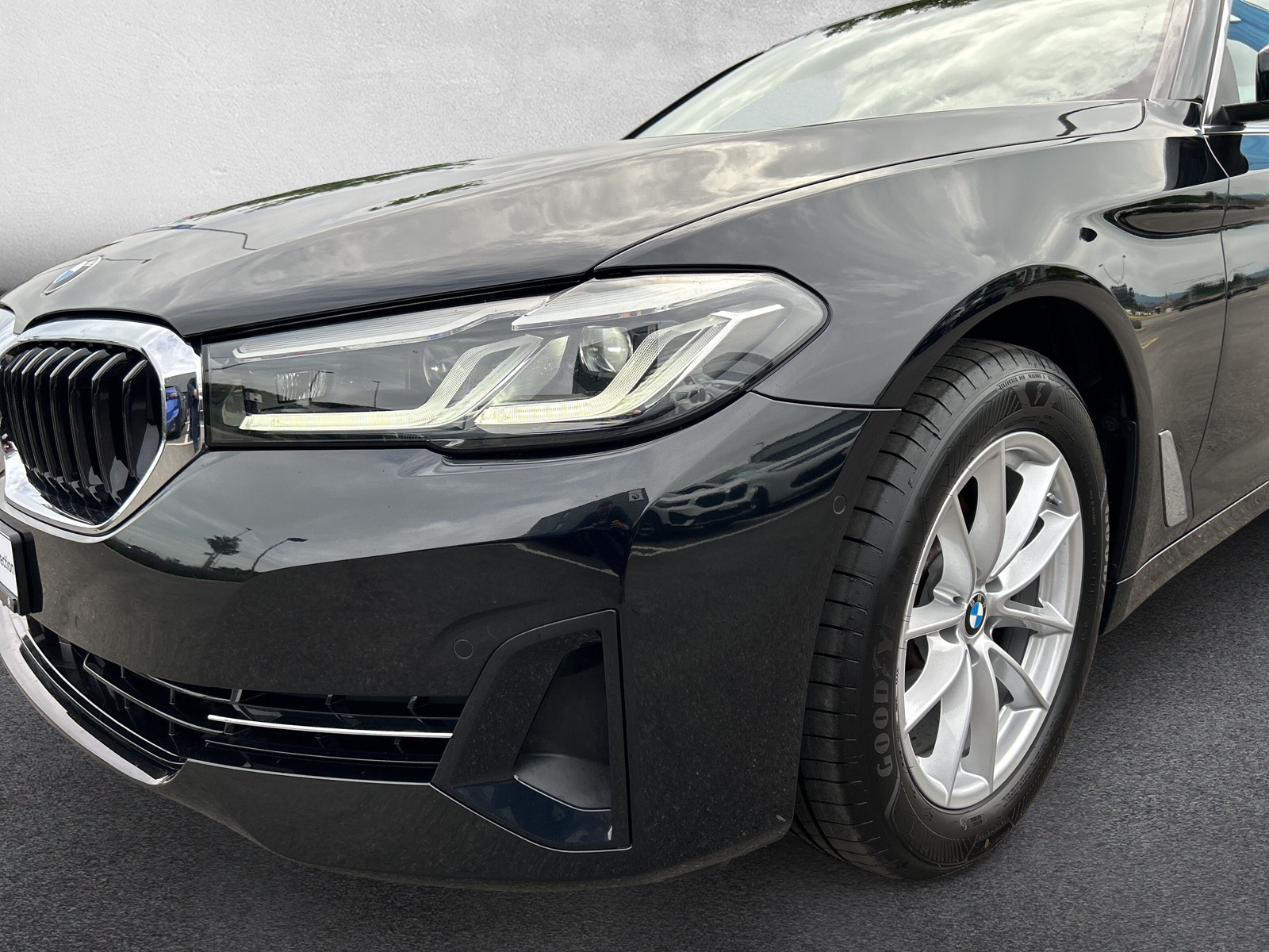 BMW 520d xDrive 48V Touring Steptronic 📍-image-21