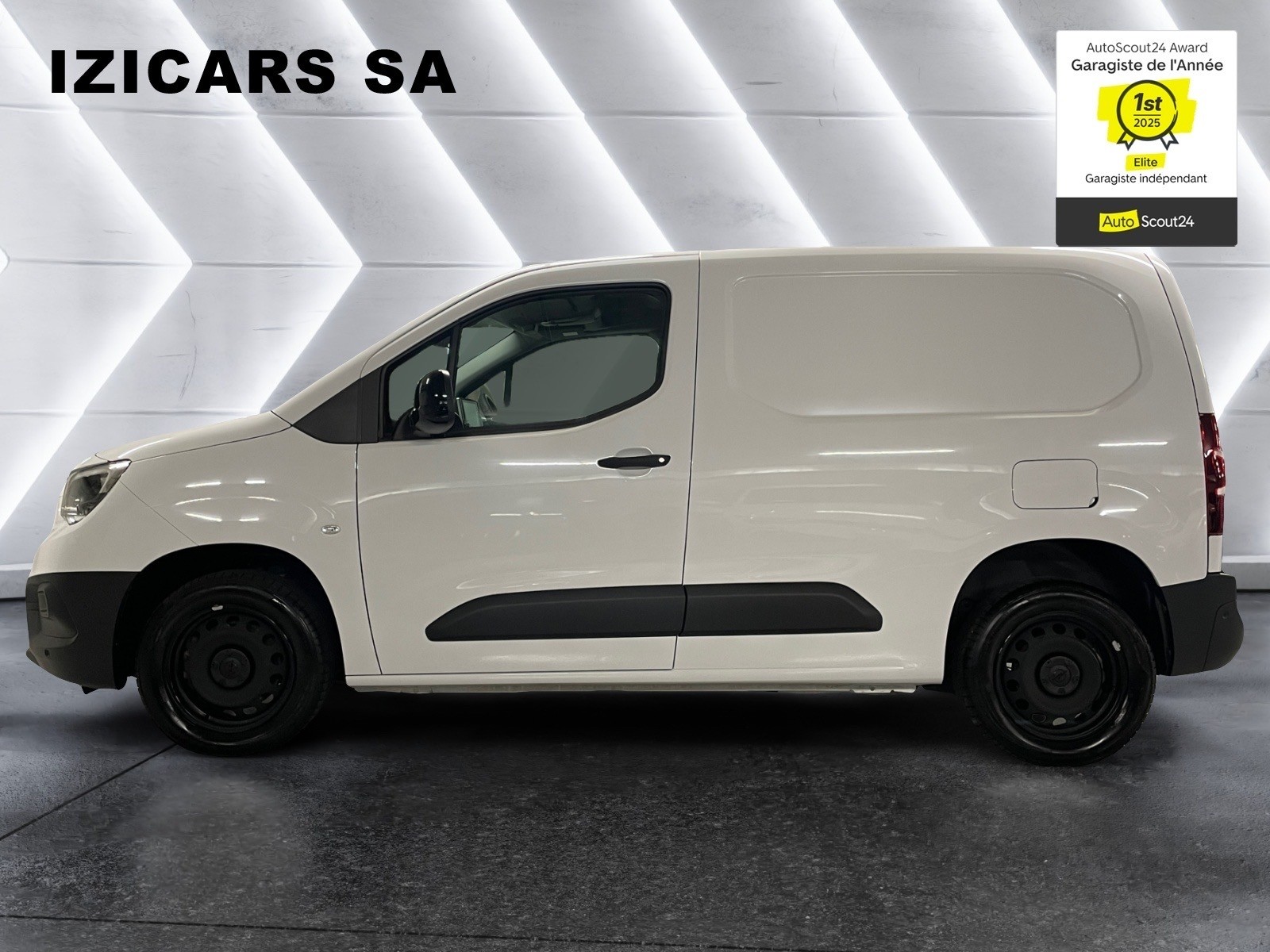 OPEL Combo Cargo 1.5 Climatisation / Reg vitesse / GPS / Pack électriques / volant chauffant / Caméra de recul-showroom-element-2