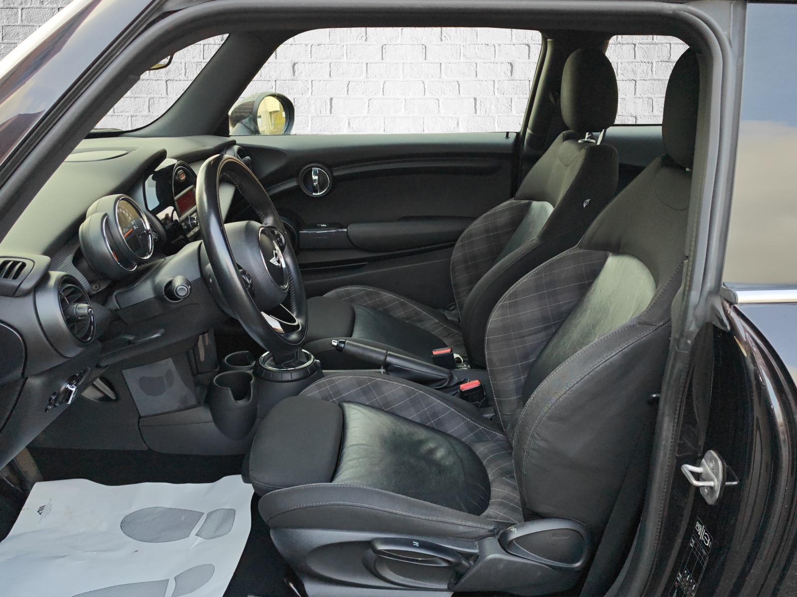 MINI Cooper-image-8