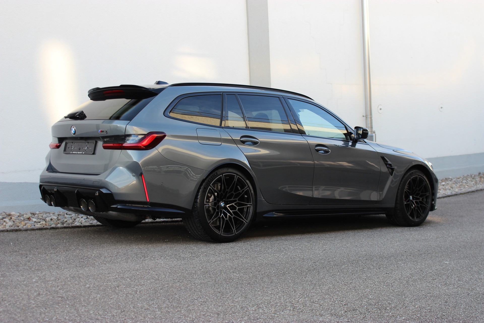 BMW M3 Competition M xDrive Touring Individual stratusgrau *1.9%-LEASINGAKTION* 🏖️JUNI-ANGEBOT🏖️