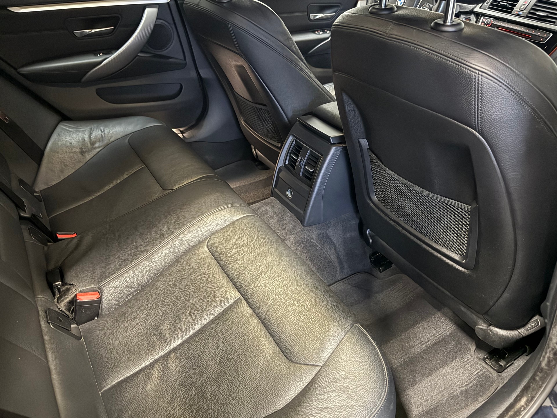 BMW 430i xDrive Gran Coupé-image-9