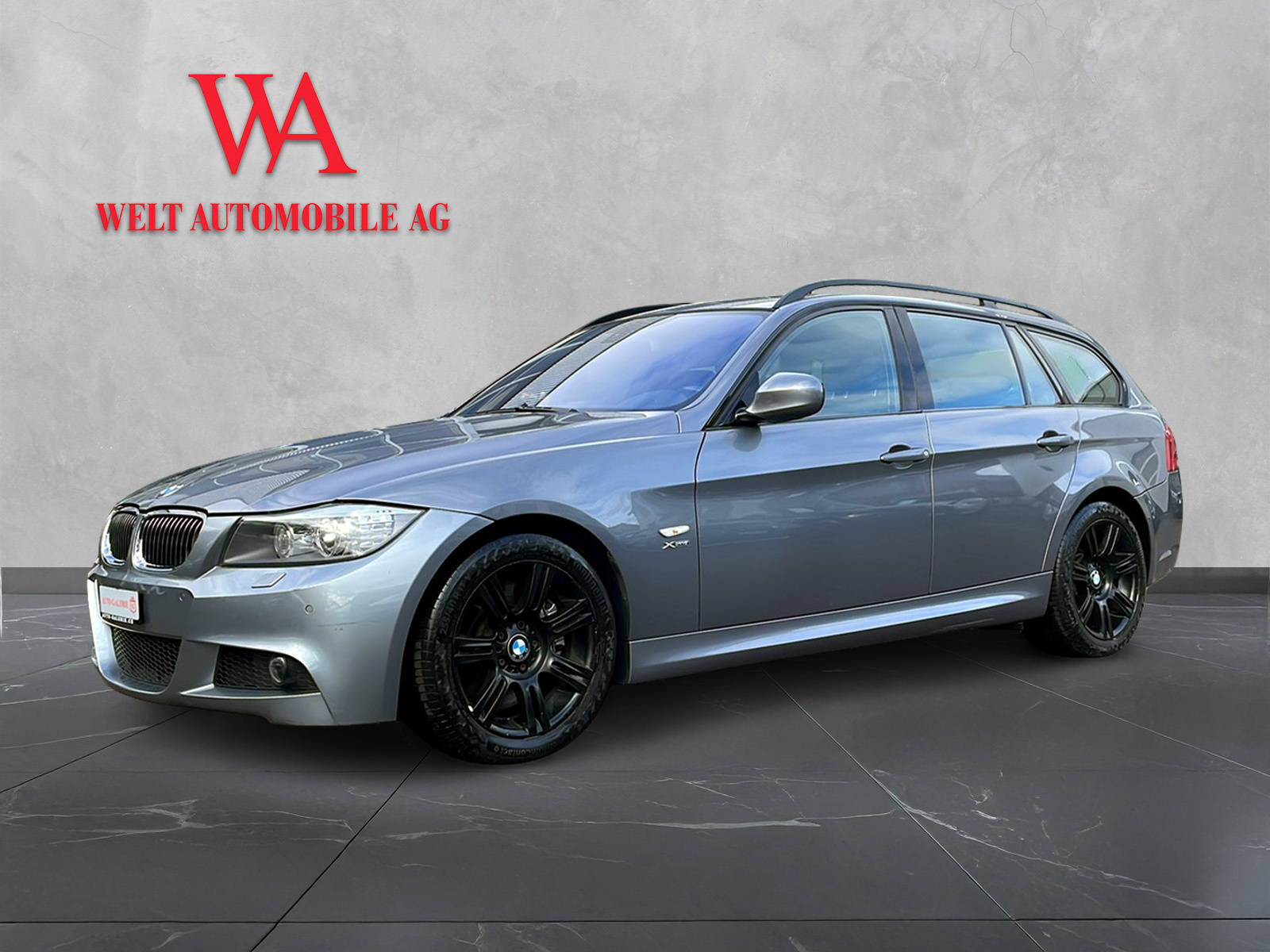 BMW 335i xDrive Touring Steptronic-image-0